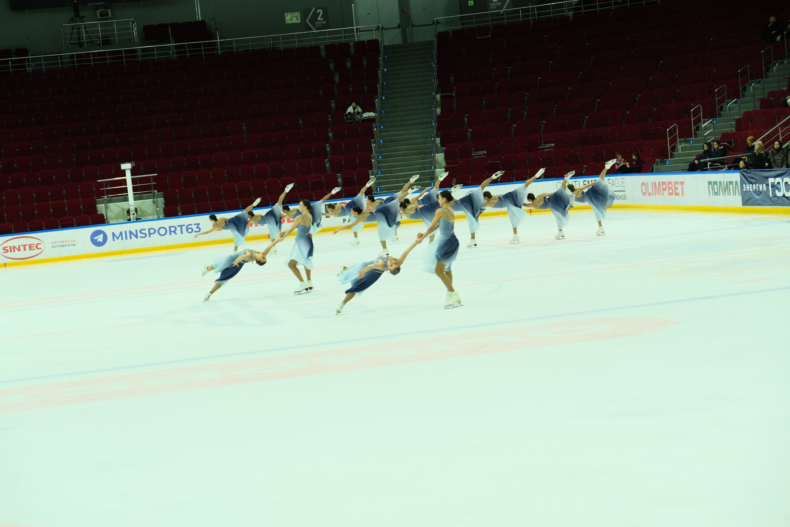 «Самарочка» этап кубка России по синхронному фигурному катанию. Александр Носов. Портретный и репортажный фотограф в Самаре