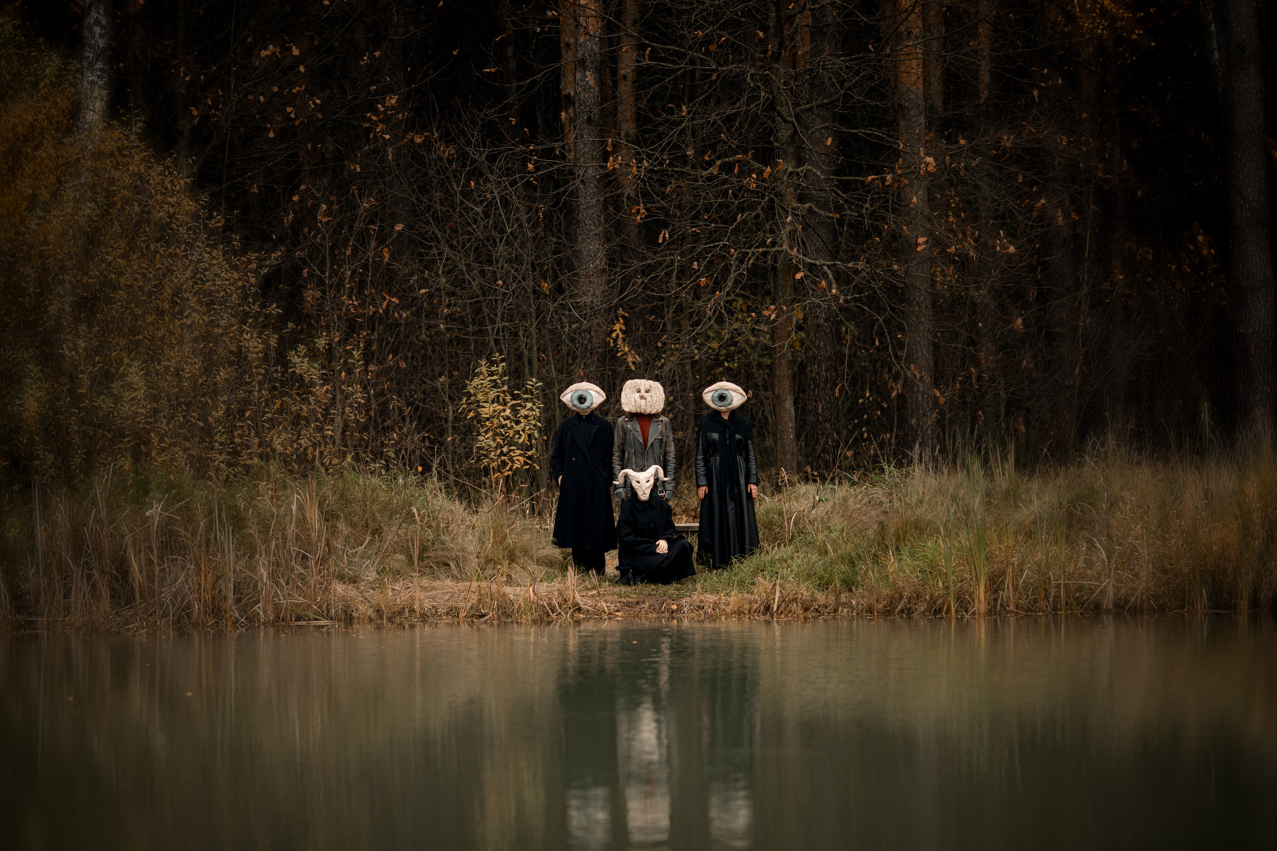 Фотопроект «Духи леса» — маски из папье-маше, свет и тишина природы. Фотограф Анна Грошикова — авторская съёмка на рассвете и закате в Москве, Мытищах, Солнечногорске и Московской области