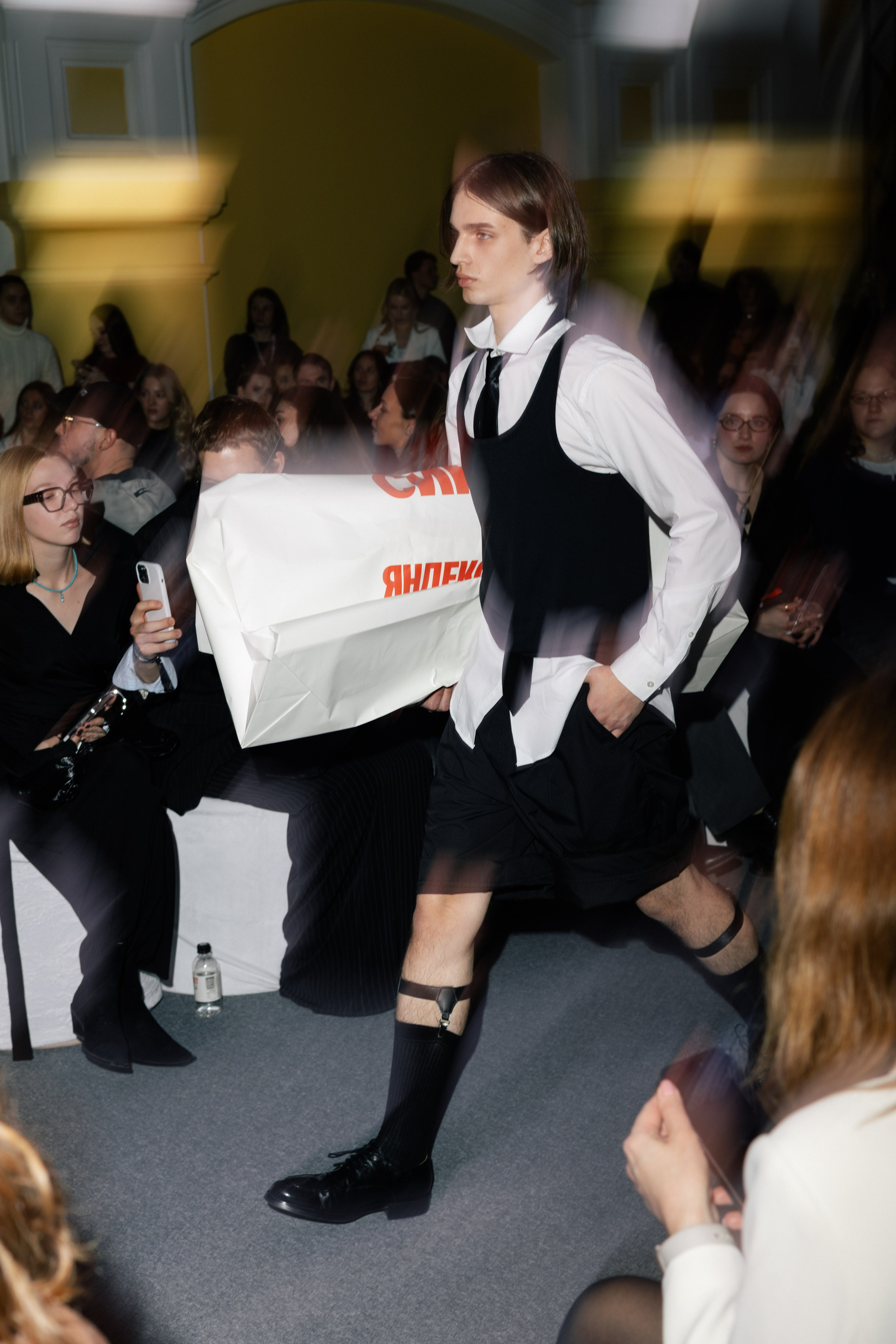 FASHION SHOW. Nikeli.mag