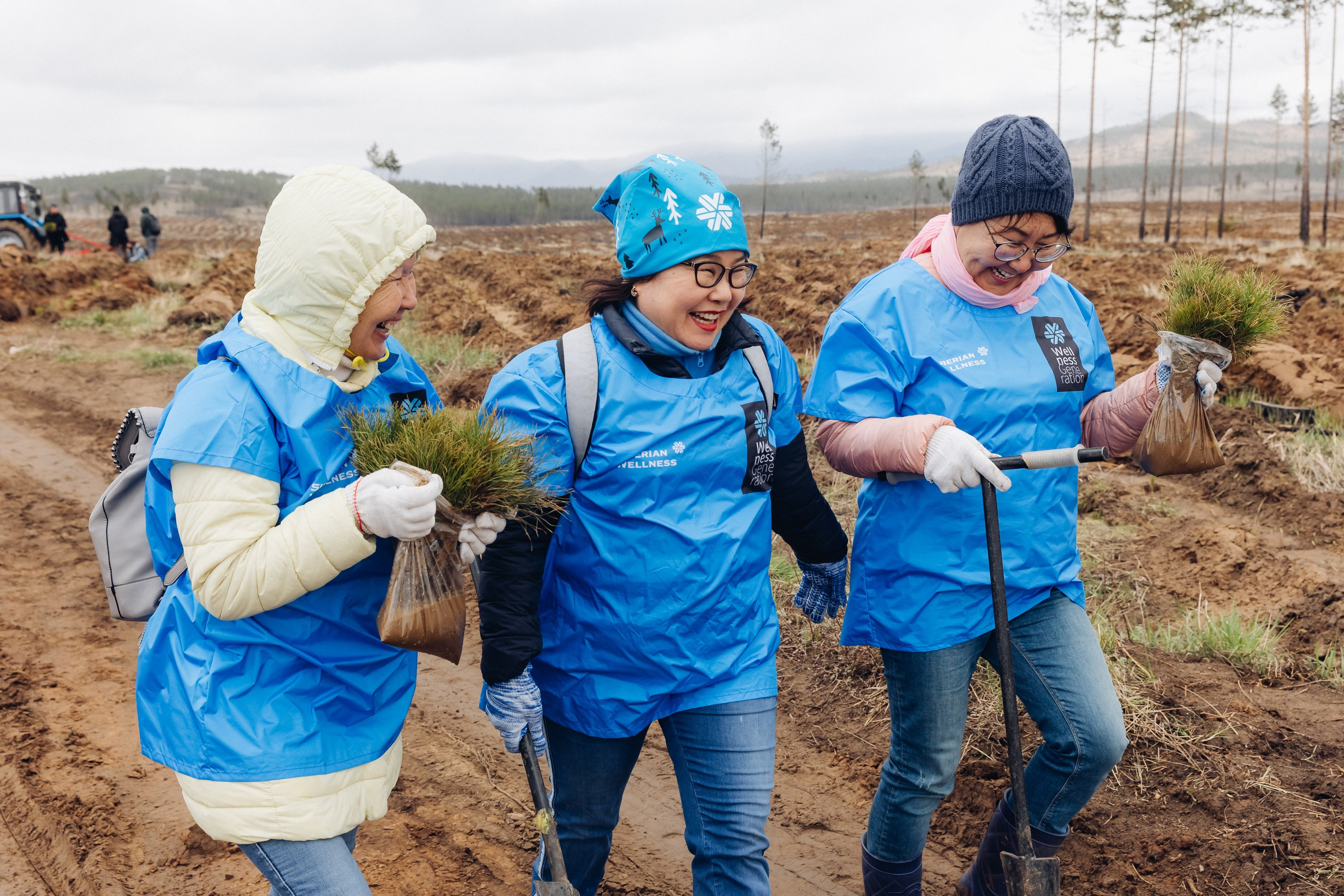 Siberian wellness. Ежегодная акция по посадке деревьев. Свадебный и семейный фотограф в Улан-Удэ