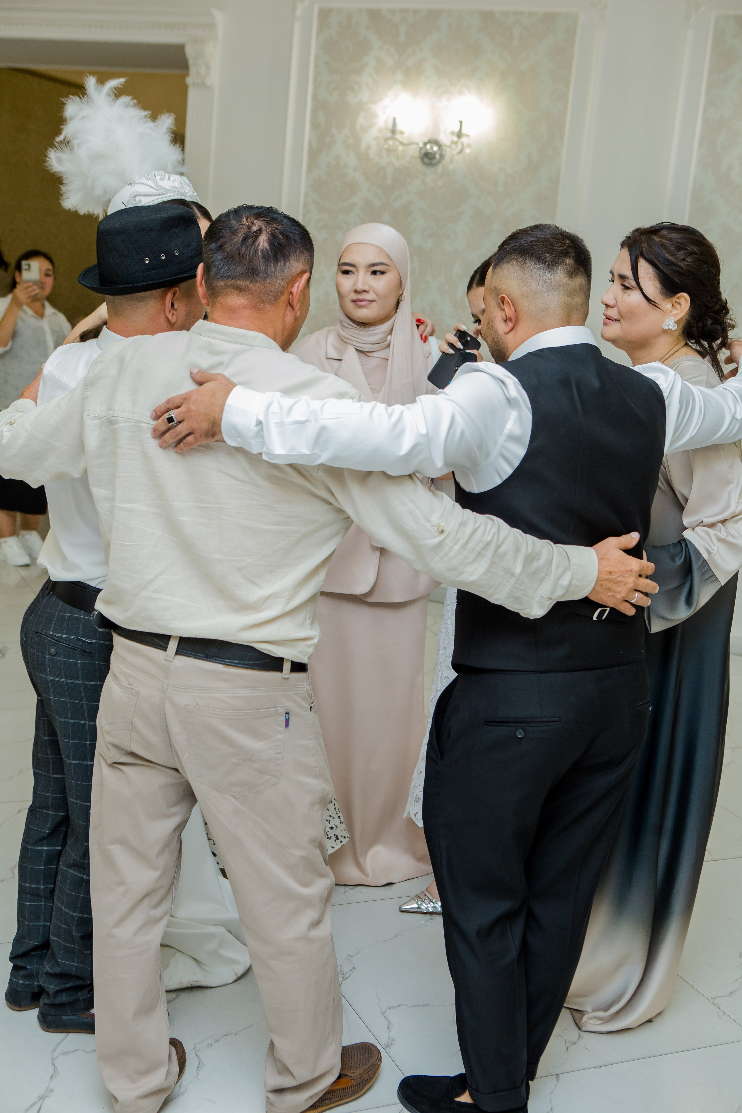 QYZ UZATU ZHADYRA. Свадебный и репортажный фотограф в Астане T.Yertay «Nomad media»