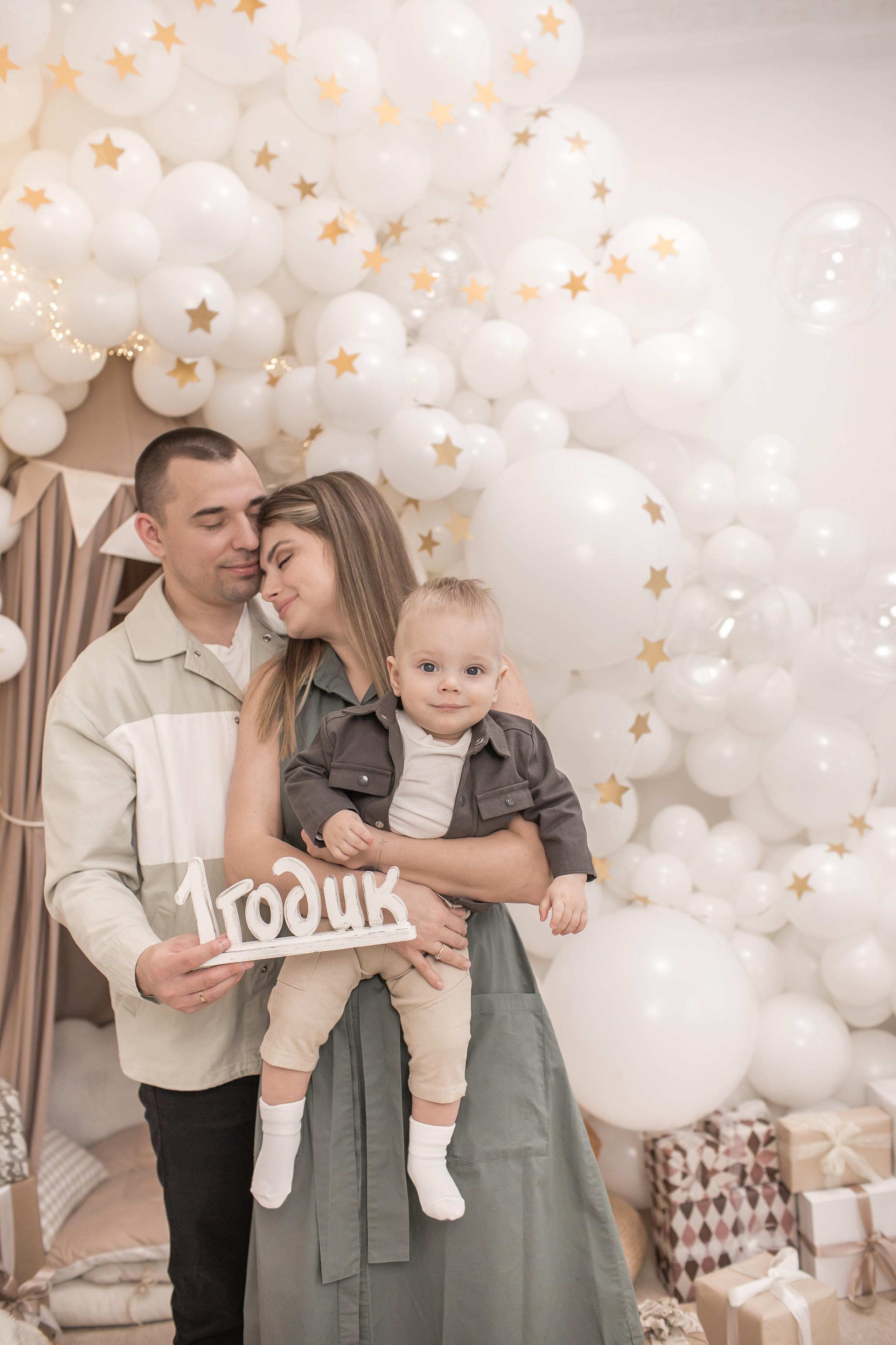 СЕМЕЙНЫЕ кадры. Детский семейный фотограф на первый годик город Новосибирск Дымова Светлана пакеты всё включено 1-3 года