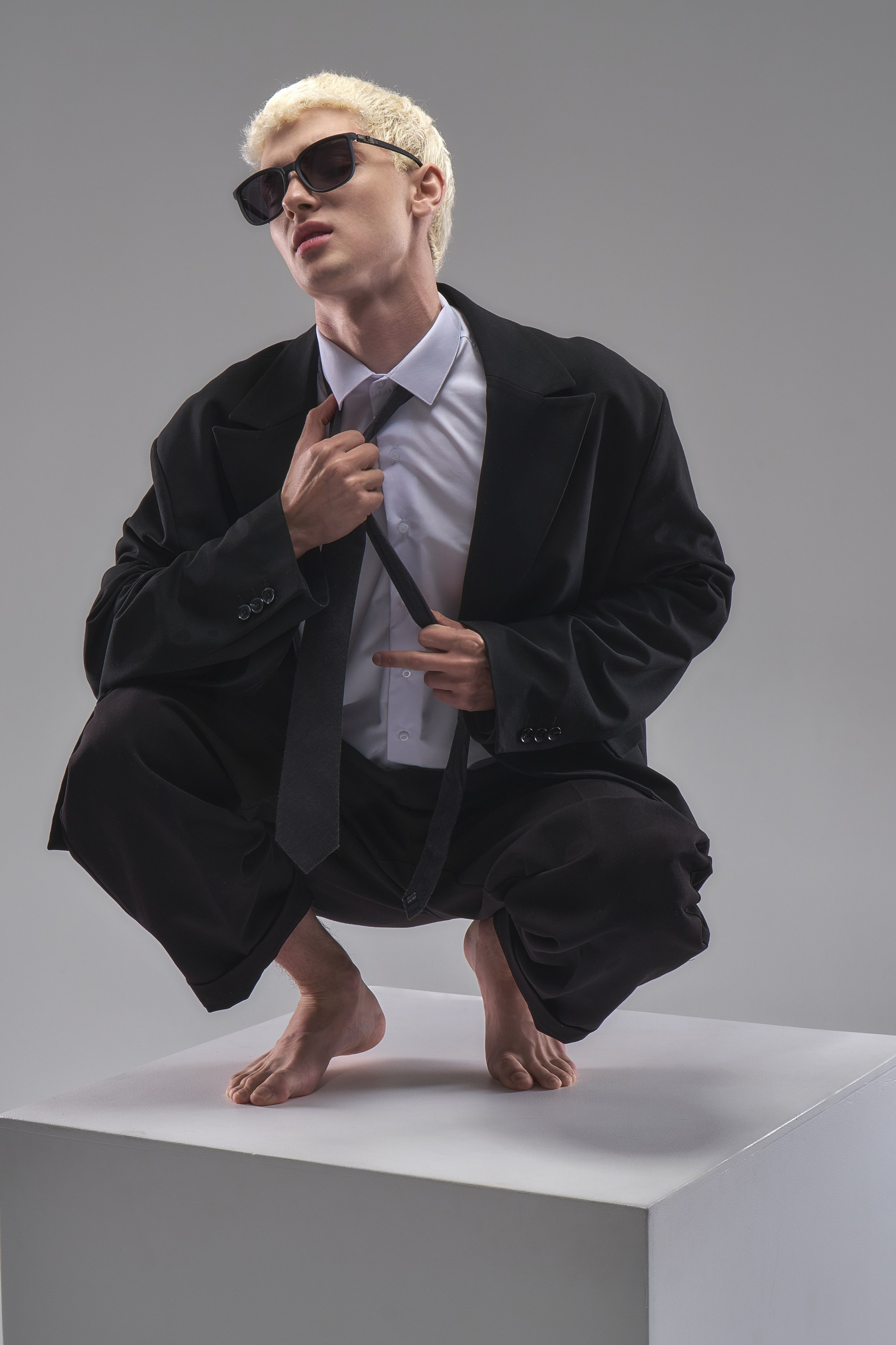 Я  фотограф. Работаю в городе Москва,