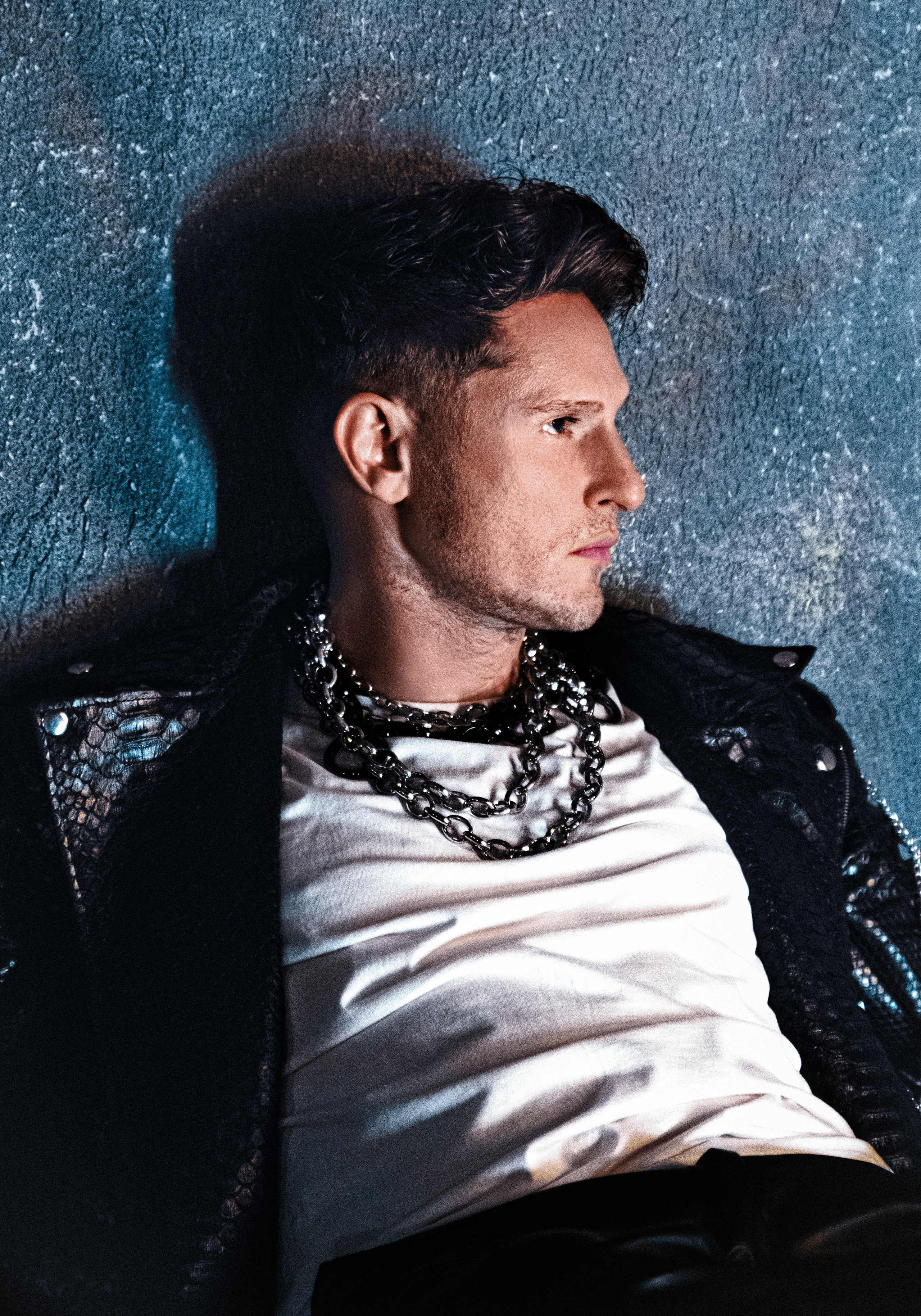 Revольvers. Я  фотограф. Работаю в городе Москва,