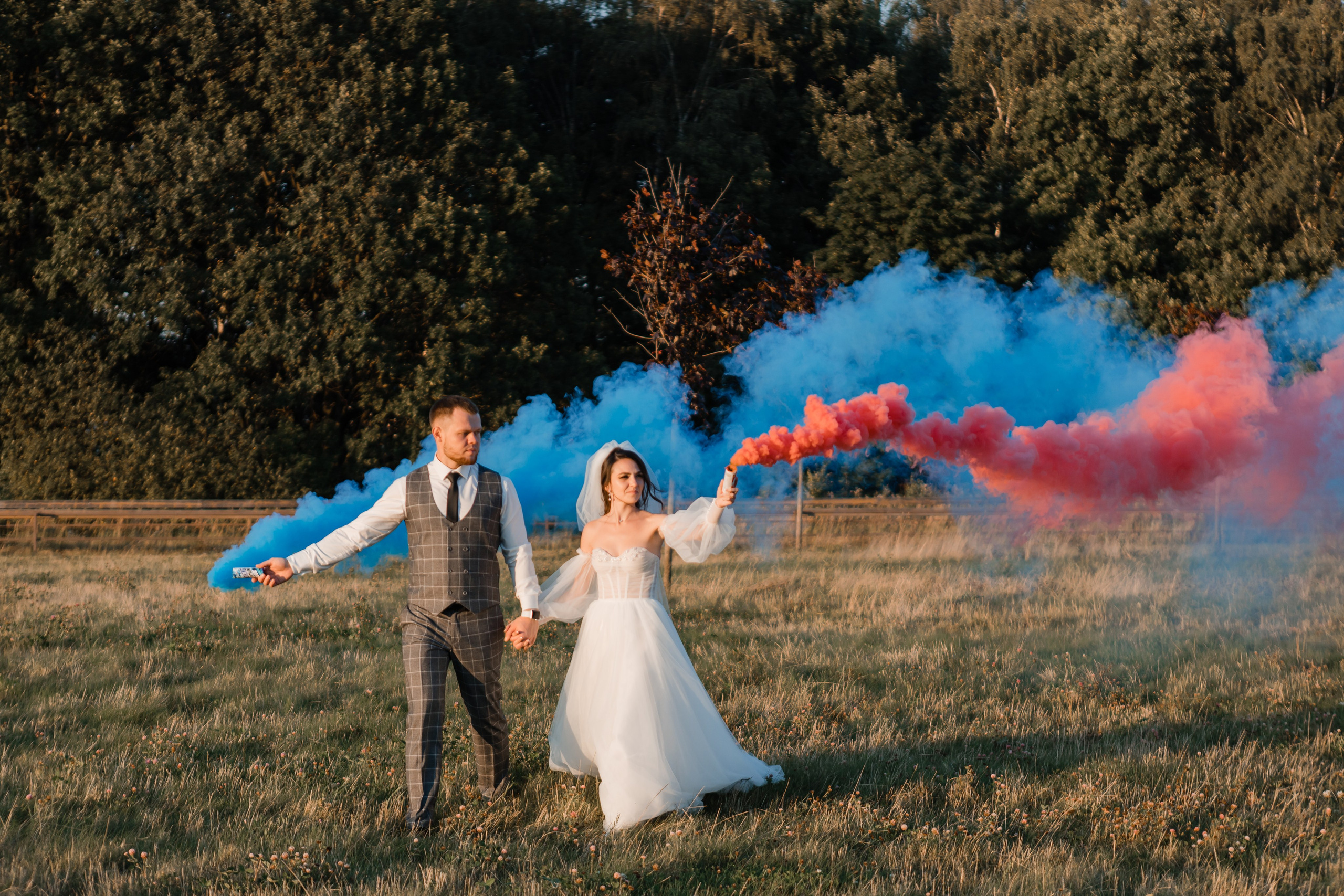 Свадебная фотосессия Сергея и Татьяны. Наша свадебная сказка. Видеосъемка и фотосъемка свадеб. Фотограф и оператор на свадьбу. Видеосъемка подкастов, собственная видео-фотостудии. Предметная фотосъемка