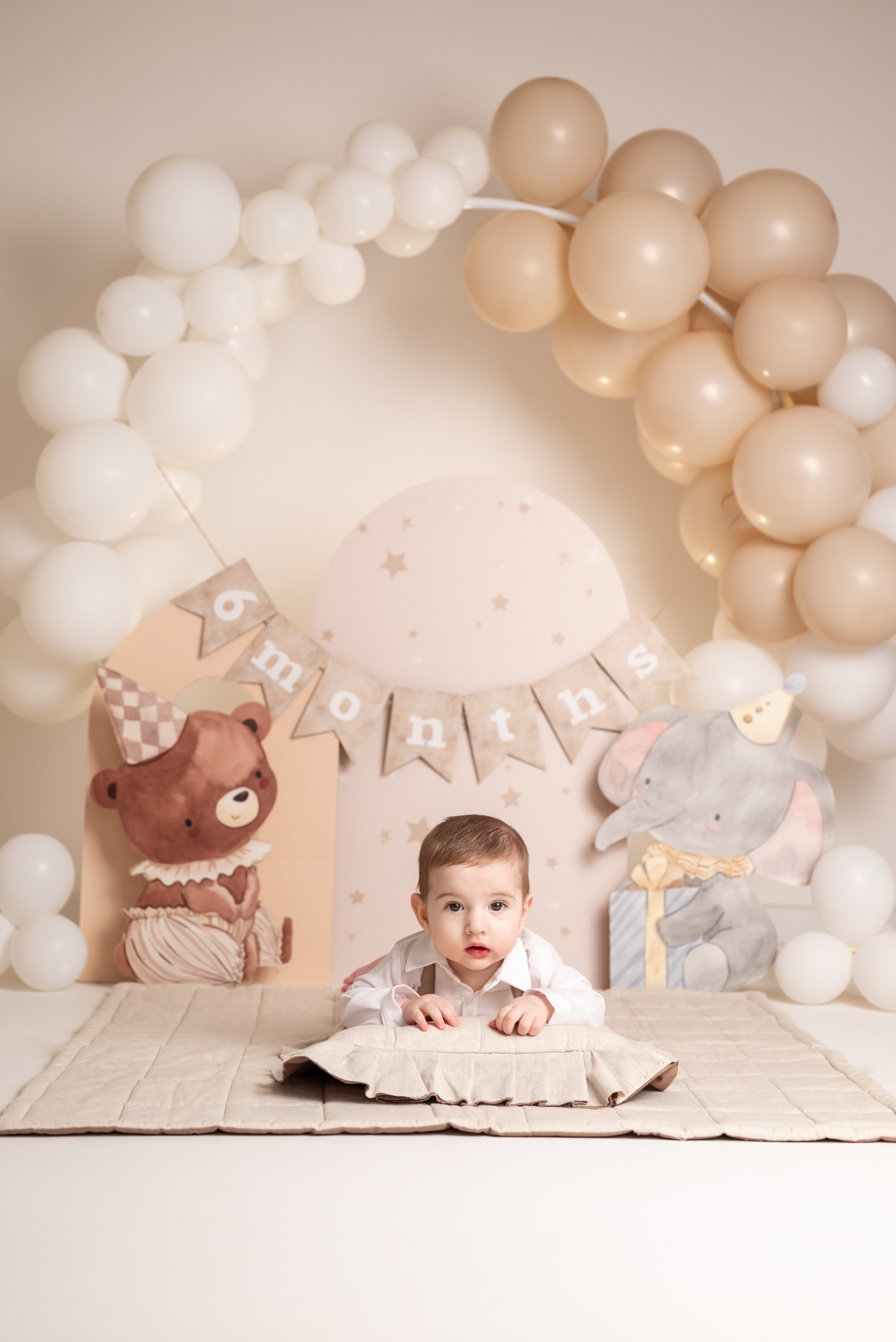 Тимуру 6 месяцев. Фотограф новорожденных в Норильске Виктория Шагалиева