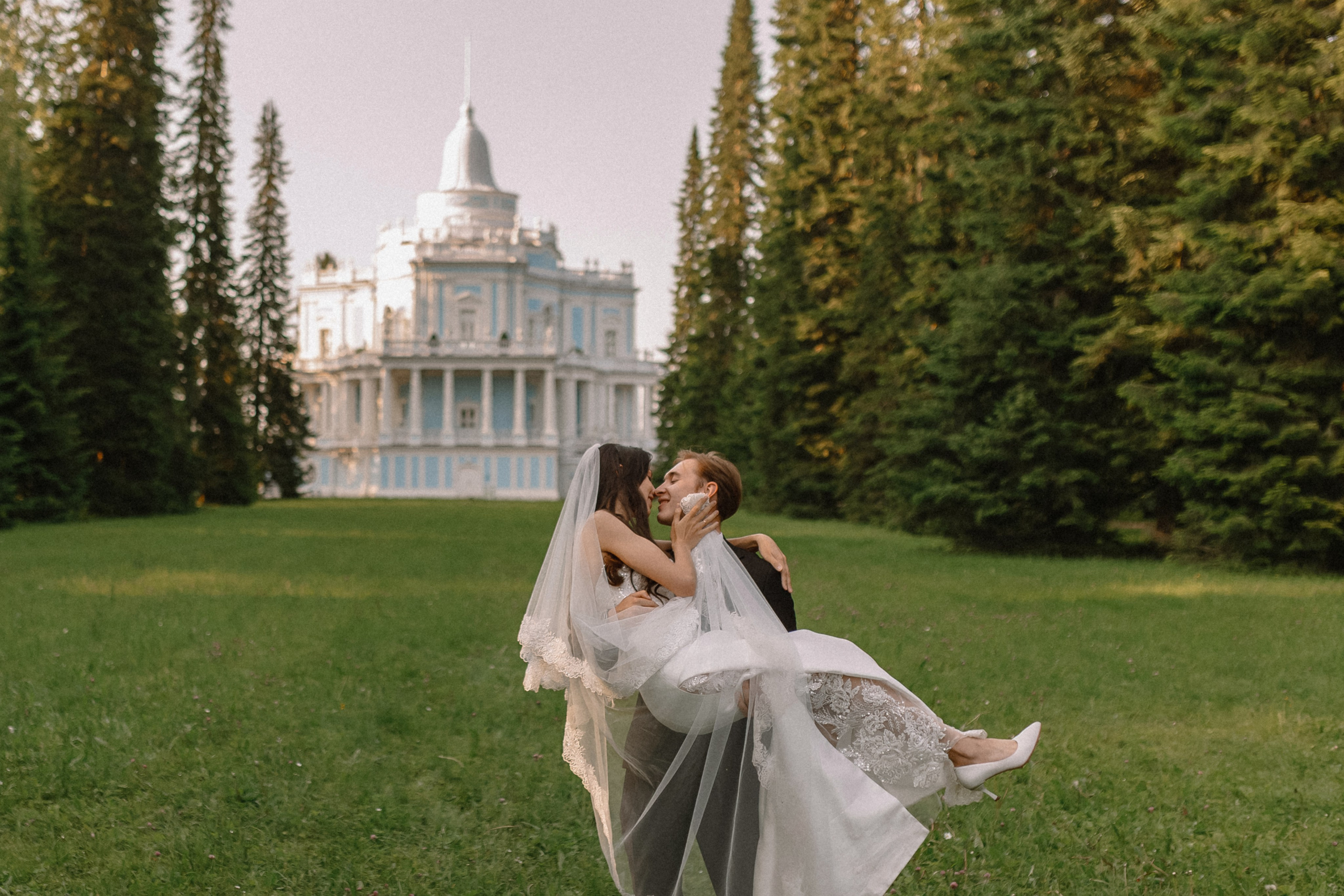Летний Ораниенбаум. Николь — ваш любимый фотограф в Санкт-Петербурге