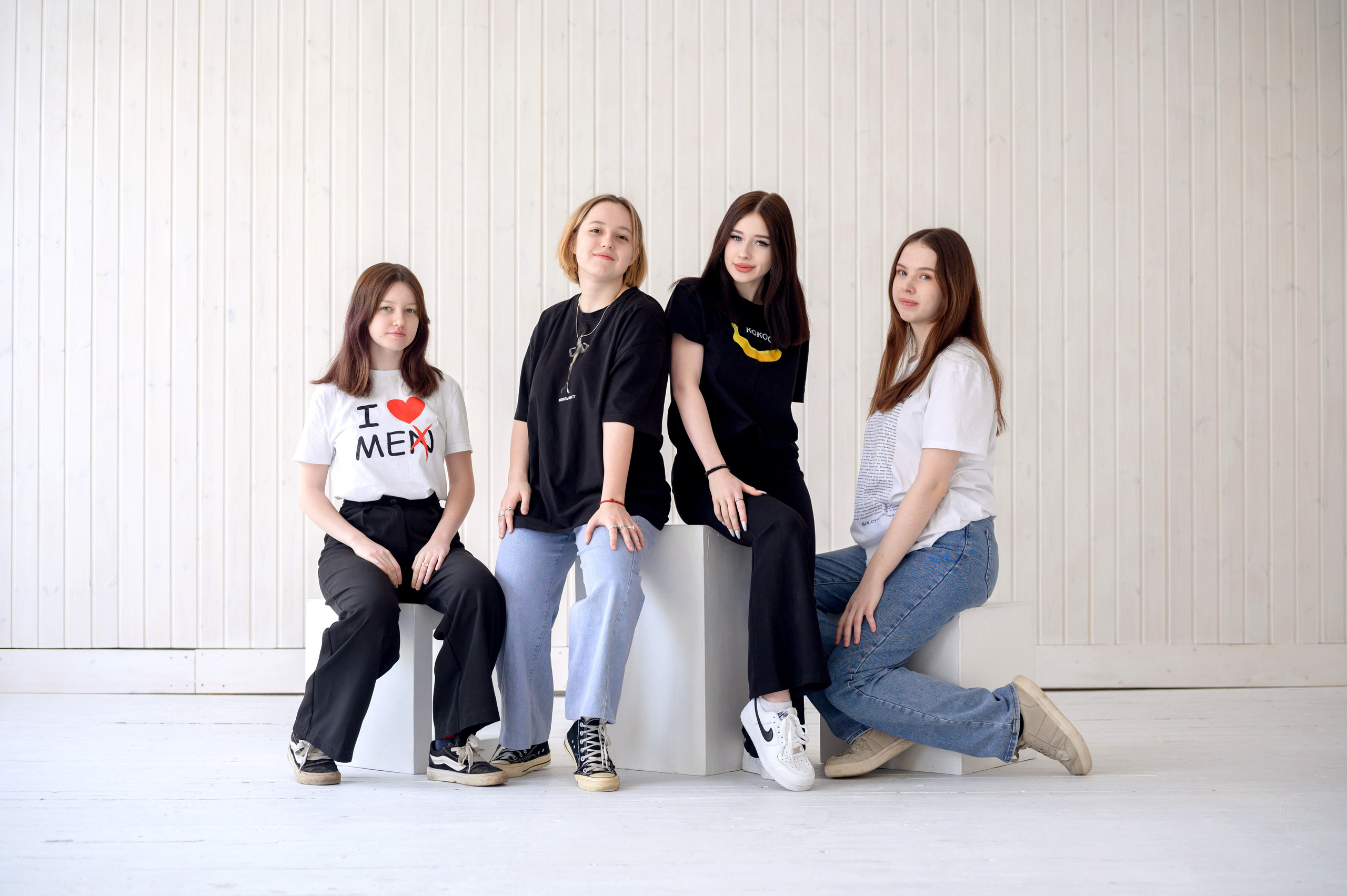 11 класс. студия. Фотограф новорожденных, семейный детский в Тюмени Татьяна Морозова