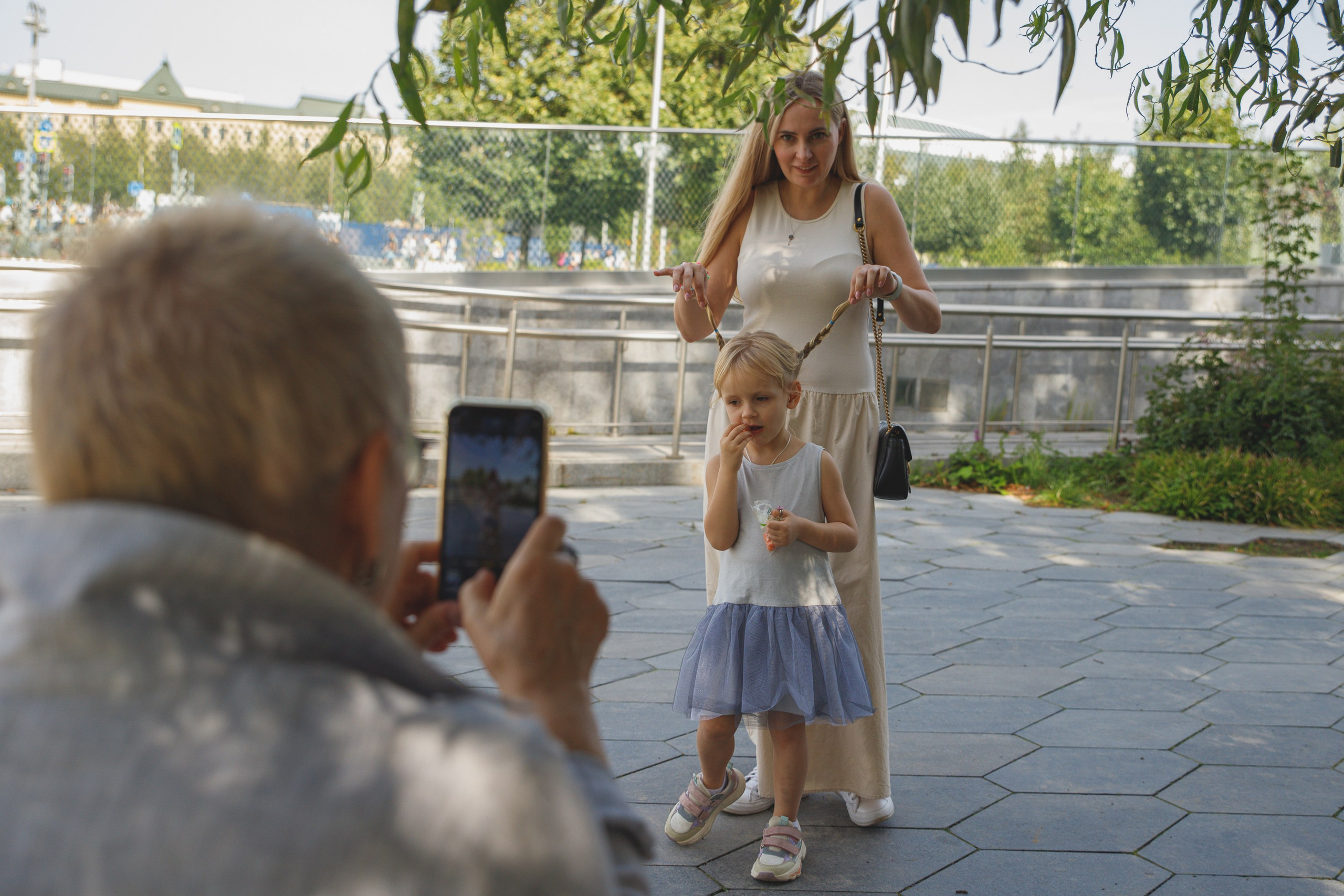 Семейная фотосессия в Москве. Прогулка по Красной площади, ГУМ и Зарядье