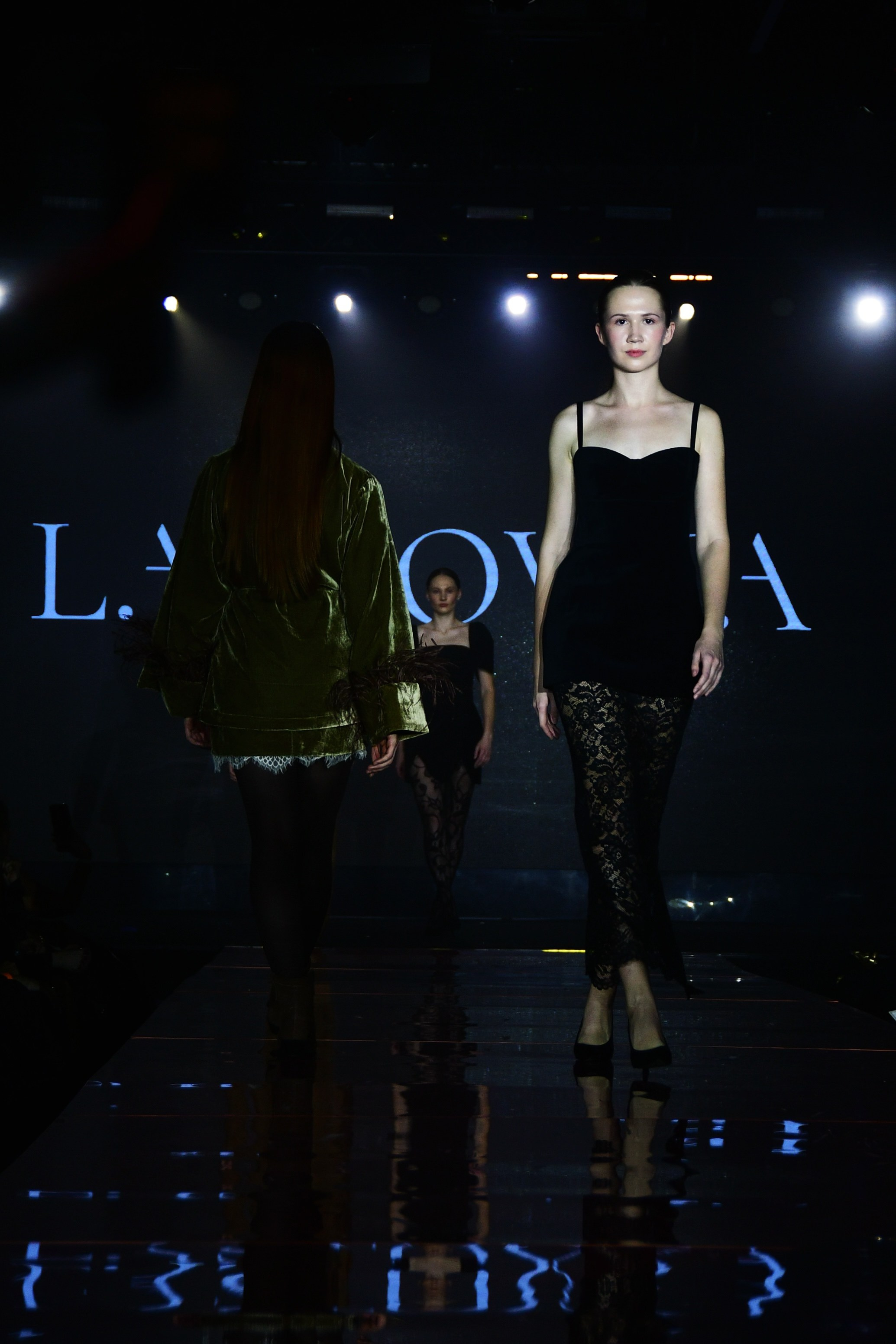 LASTOVKA показ 2025