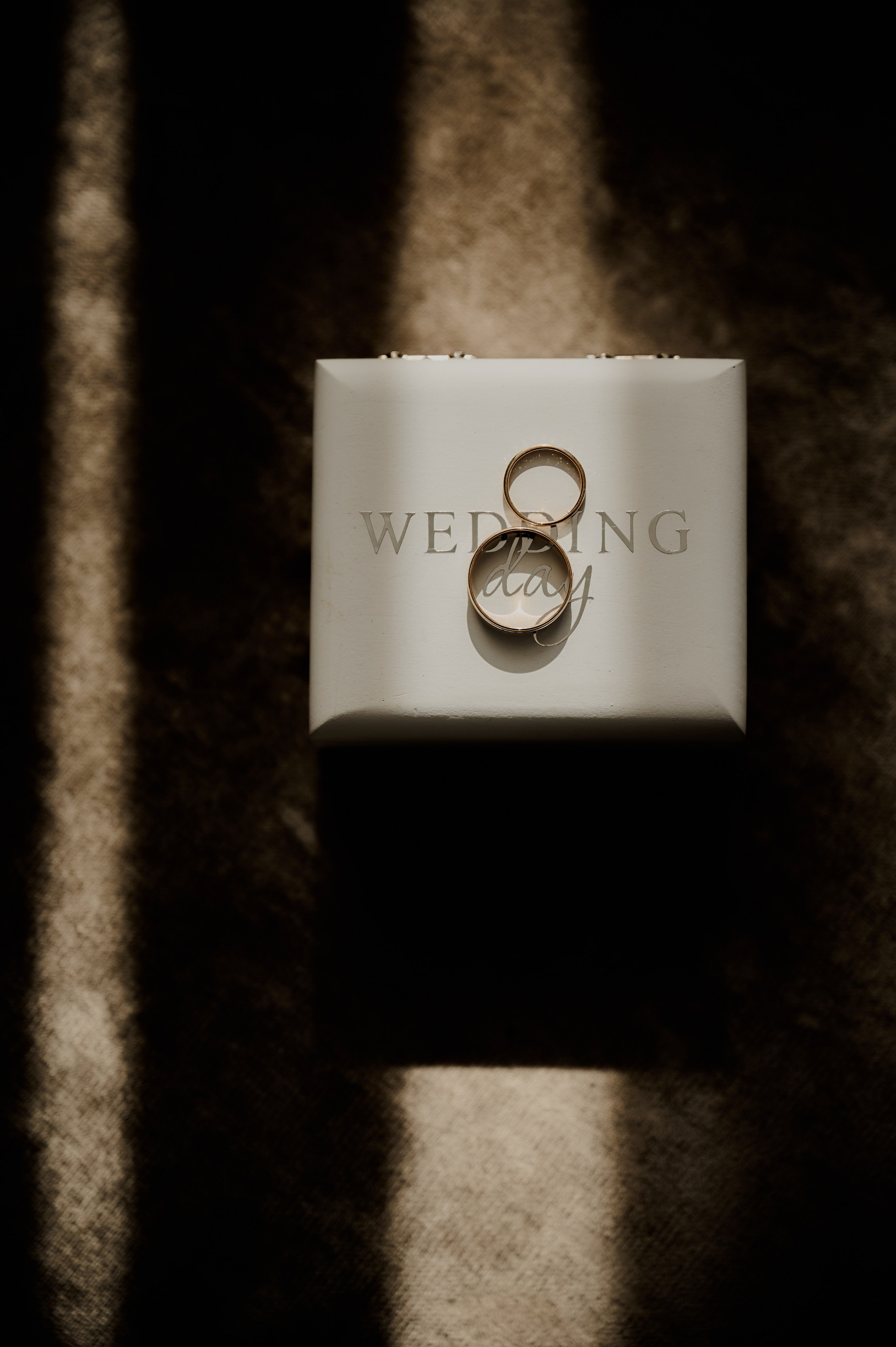 свадебные колечки, предметная съемка