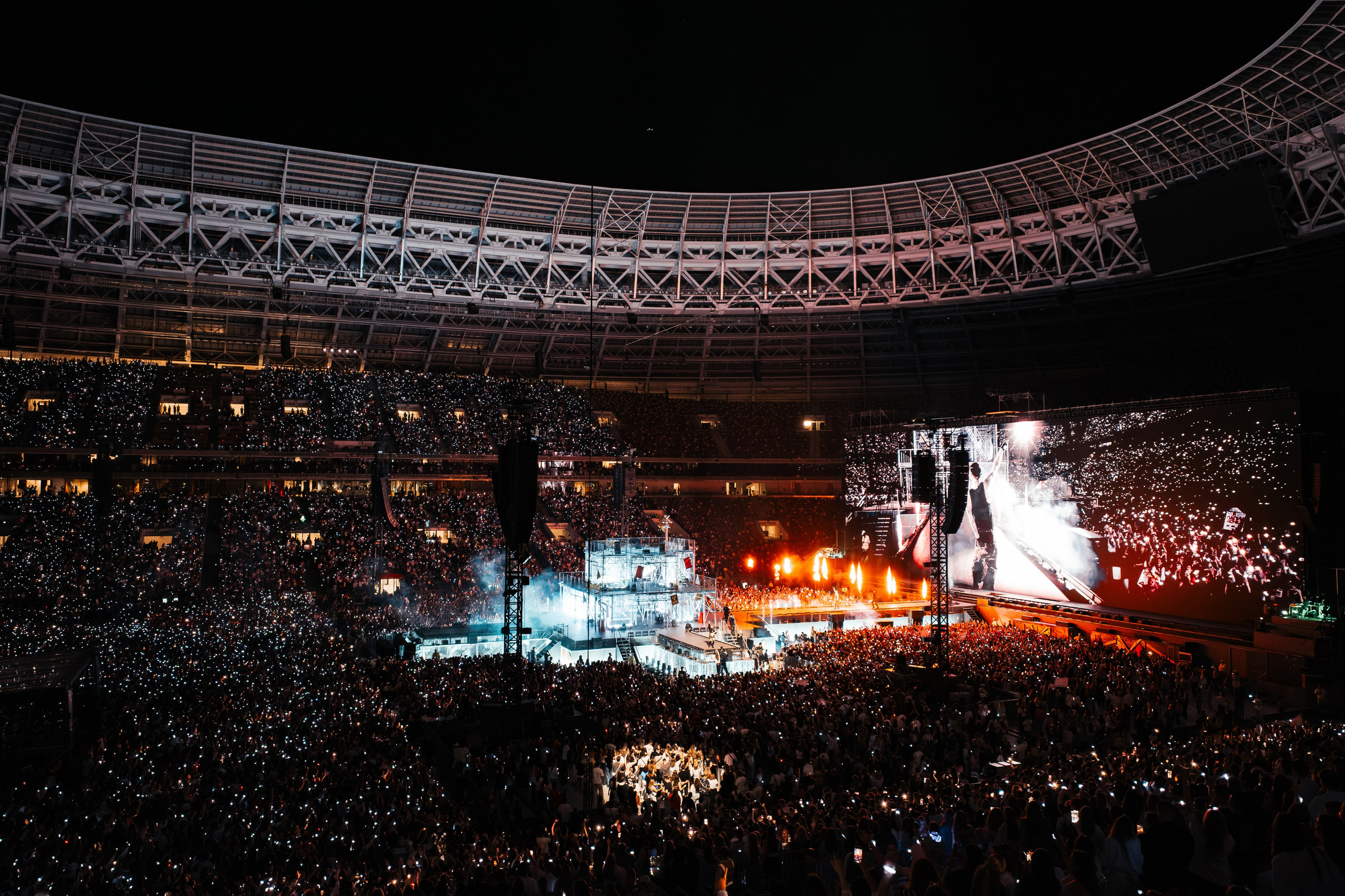 ЕГОР КРИД В ЛУЖНИКАХ 30.08.25. Концертный и репортажный фотограф в Москве и Санкт-Петербурге Мария
