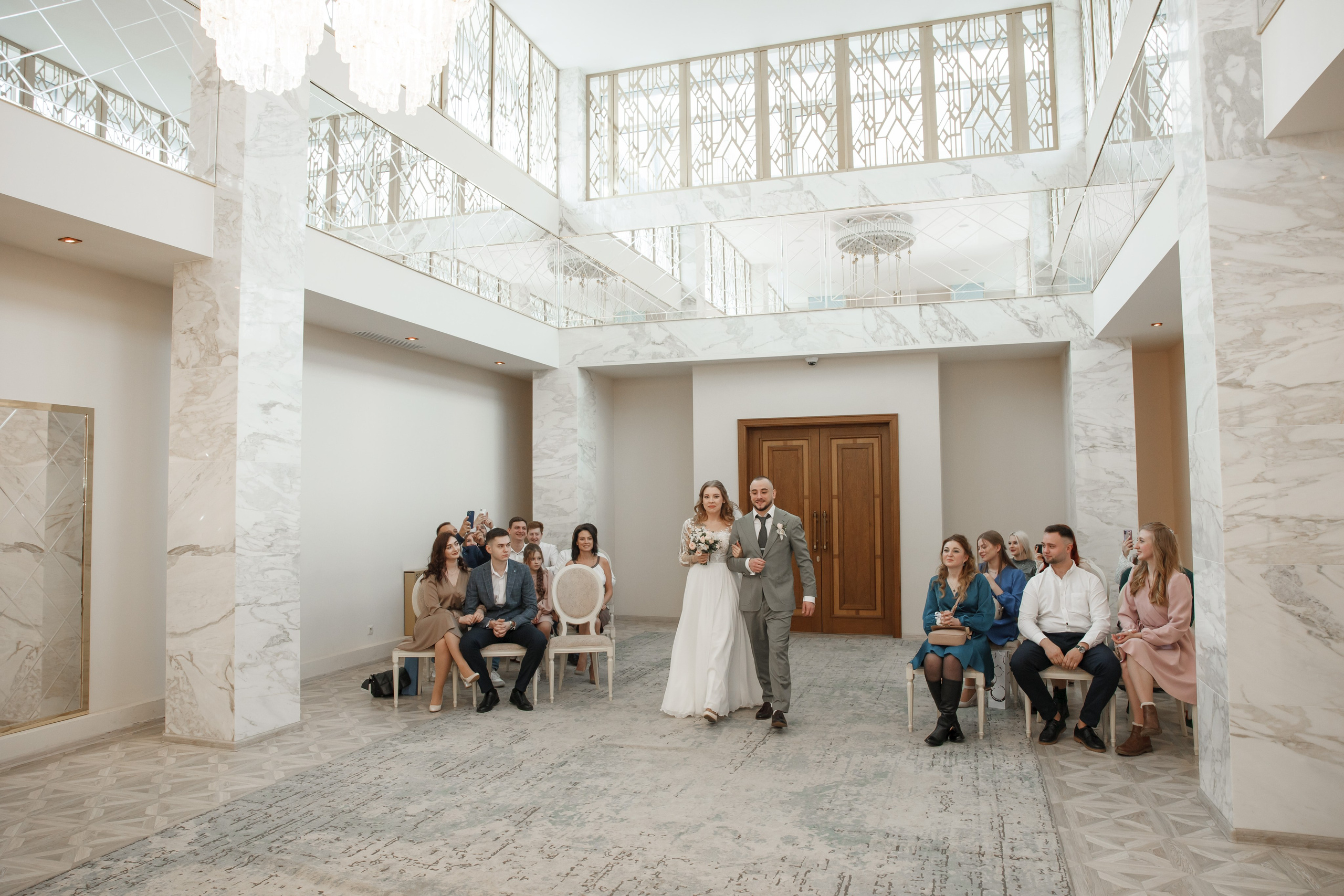 Варя и Денис, 4 ЗАГС + банкет. Свадебный и репортажный фотограф (Москва, Королев и другие)