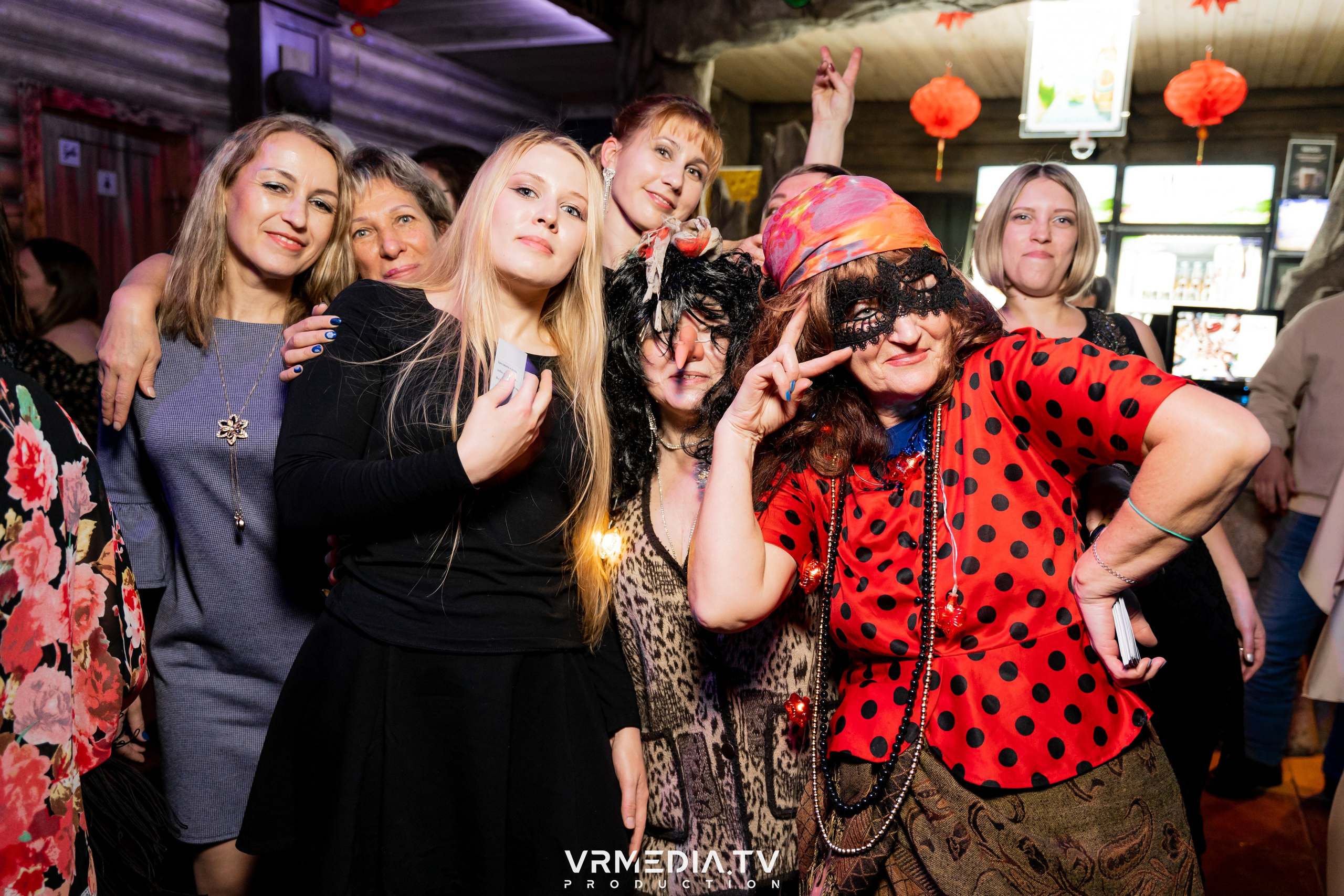 Новогодний вечер «У Петровича»