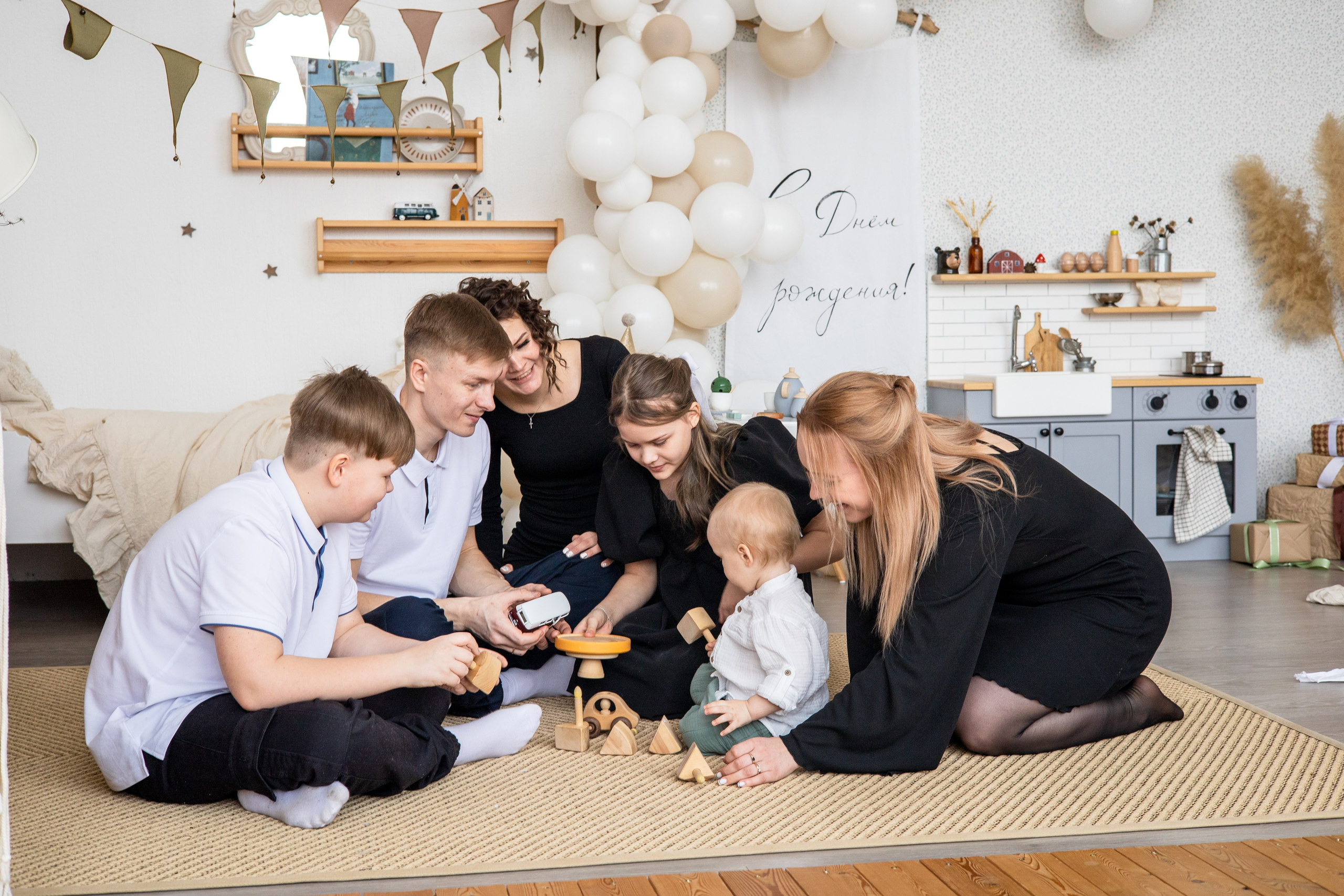 Елисею 1 годик. Настя Лекса. фотограф г. Красноярск