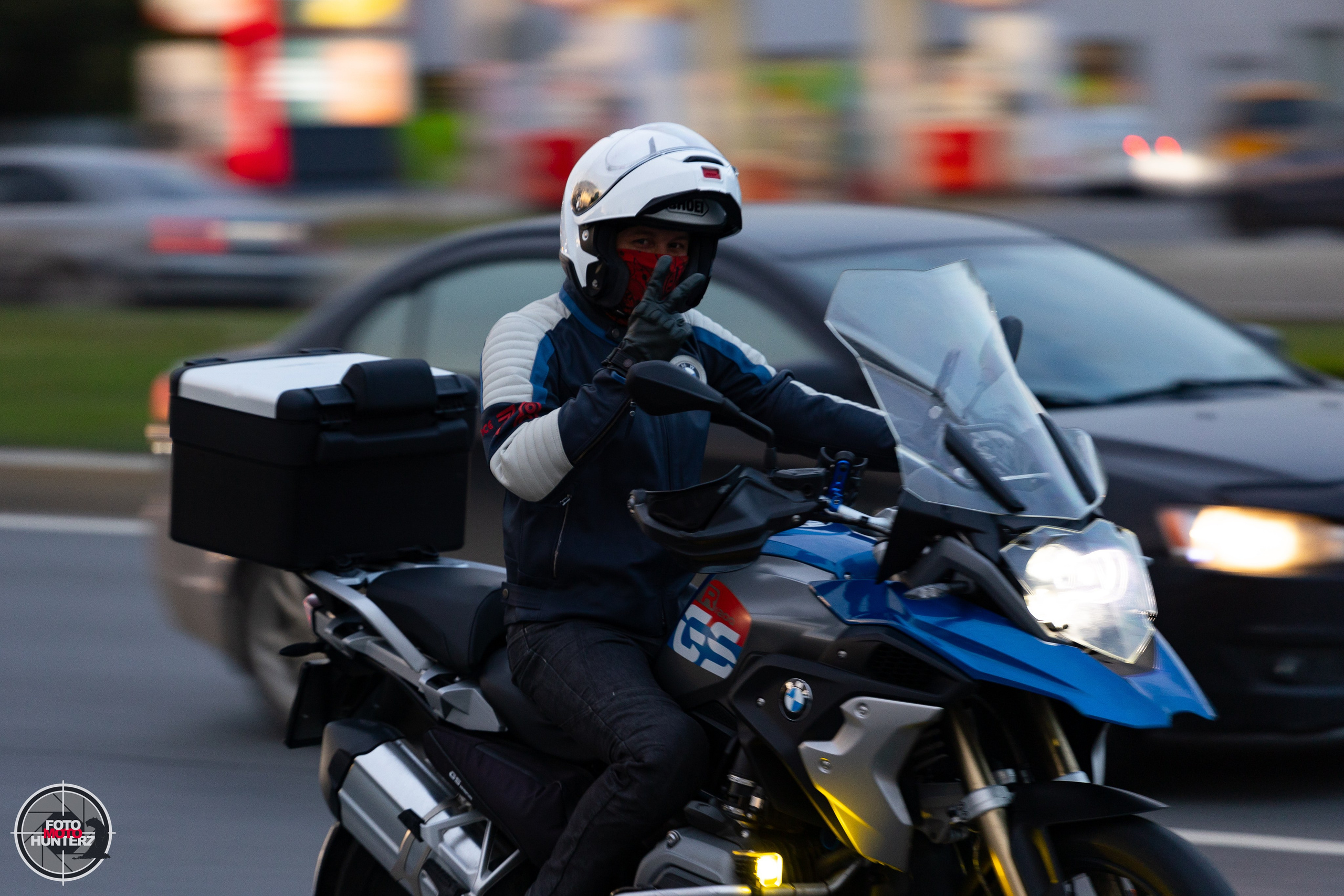 Мотоциклы на улицах города. Фотограф Ольга Гирусова «Пантерочка» Москва