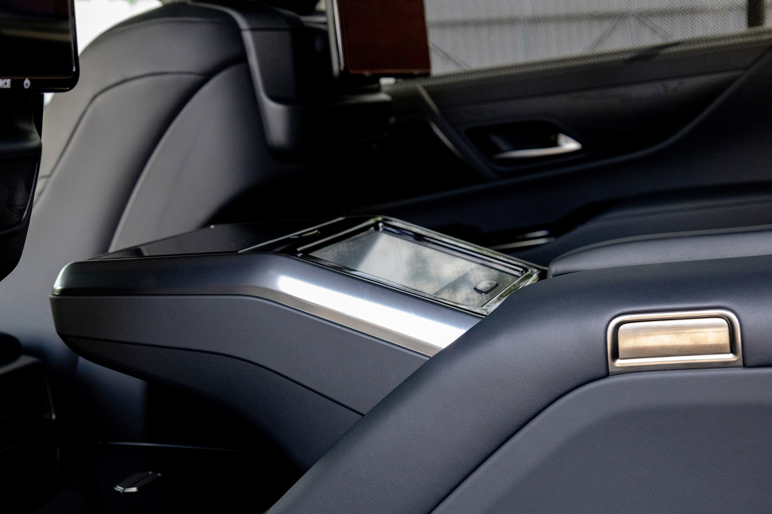 Фотосессия с мотоциклами и автомобилями. Предметный фотограф в Москве и Московской области