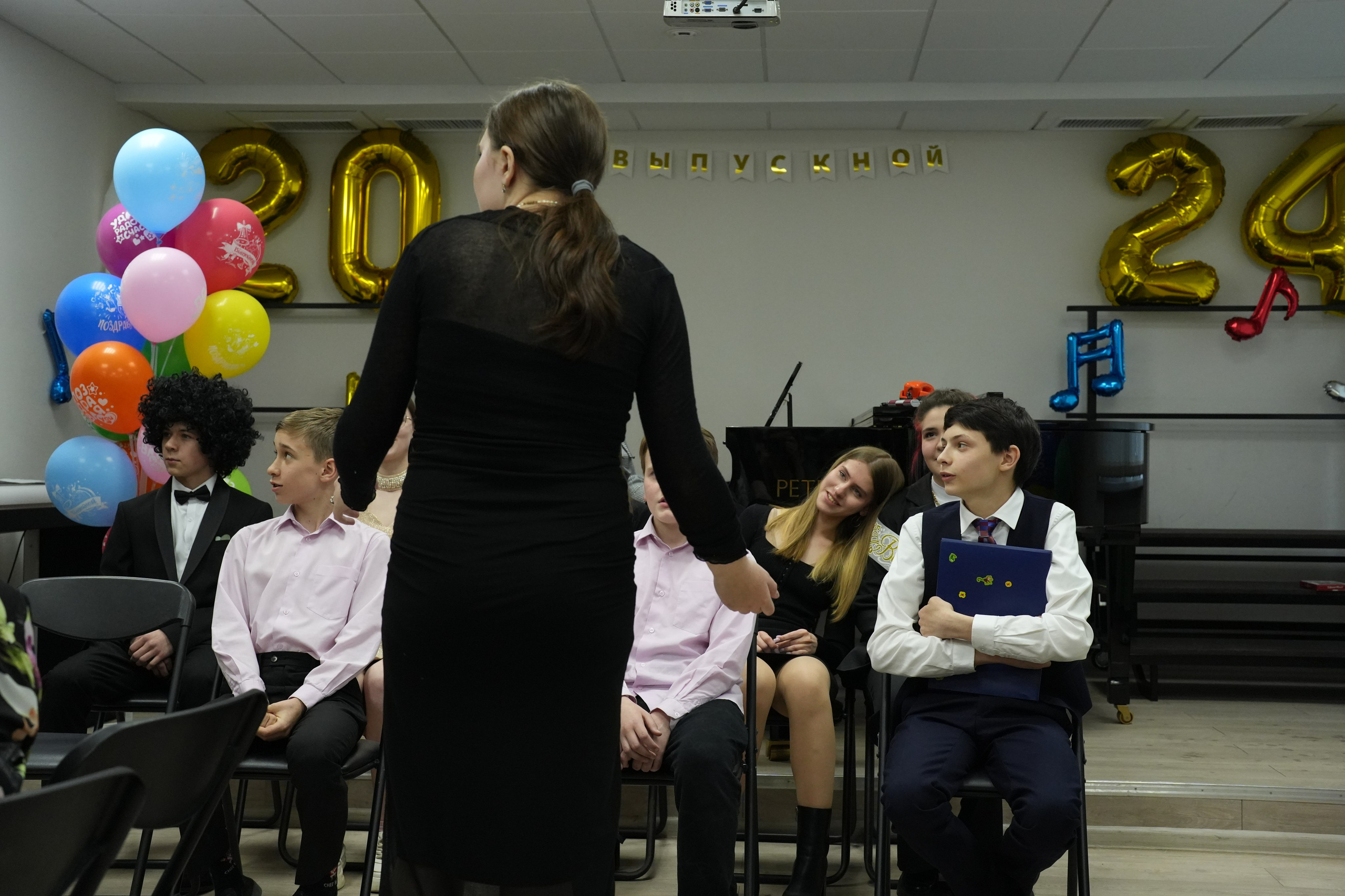 Выпускной в музыкально-хоровой школе г. Москвы № 106. Семейный и детский фотограф в Москве Оксана Чибизова