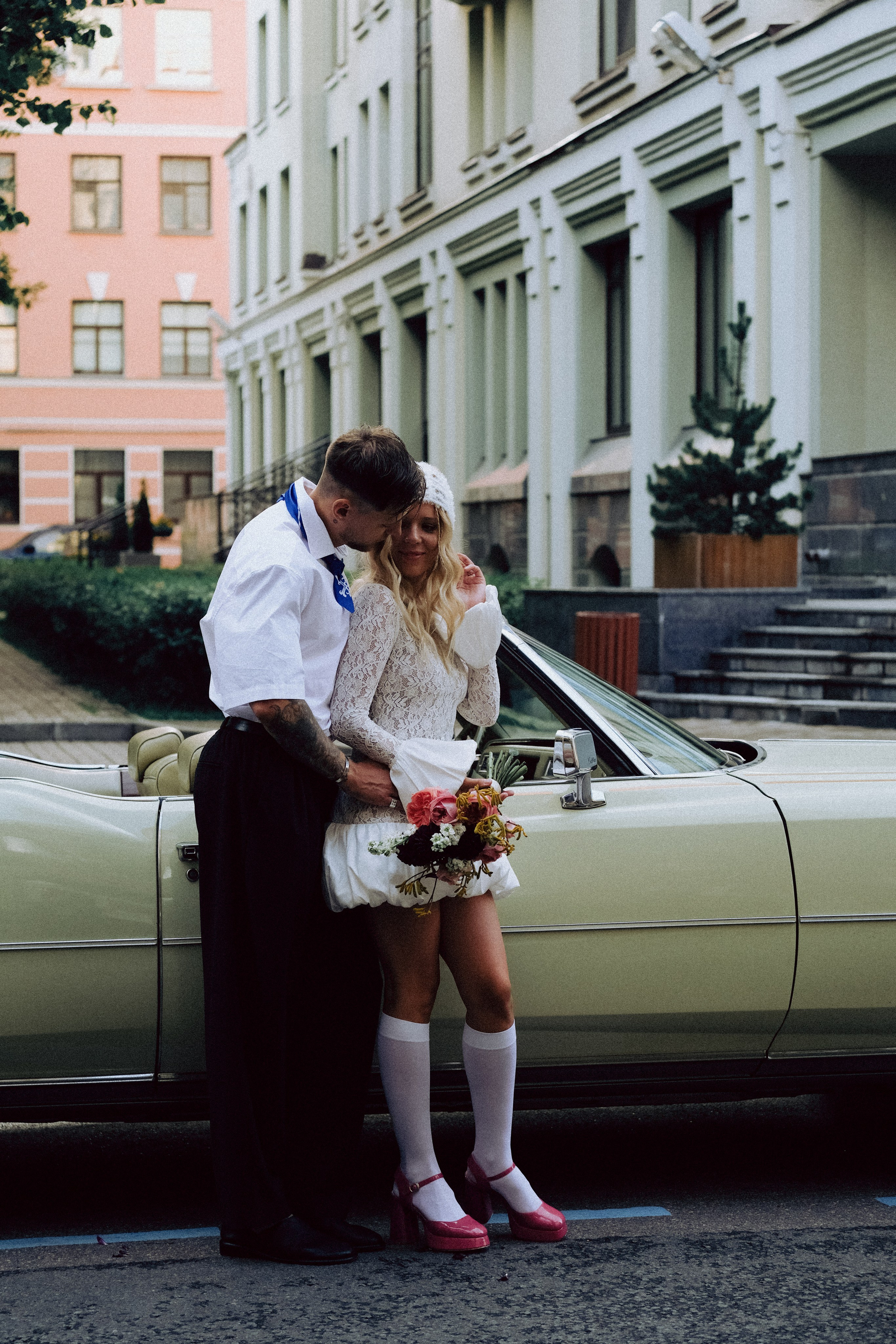 СВАДЕБНАЯ СЬЕМКА С КАБРИОЛЕТОМ В САНТК-ПЕТЕРБУРГЕ НА ПЕТРОГРАДКЕ В ОТЕЛЕ ПАНОРАМИКА. Профессиональный фотограф, Санкт-Петербург — Виктория Богомолова