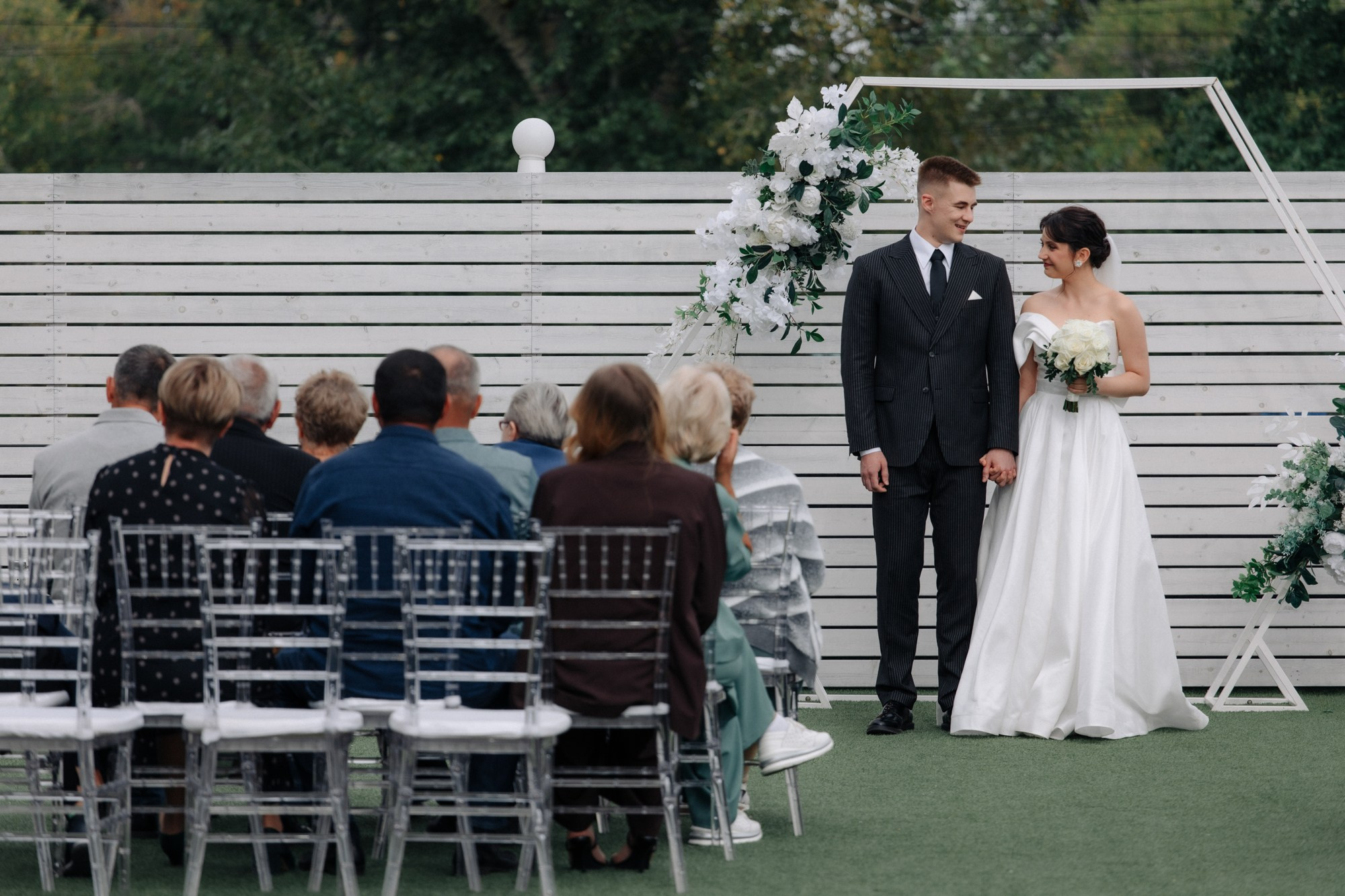 Кирилл и Карина. Свадебный и портретный фотограф в Омске Антон Карев