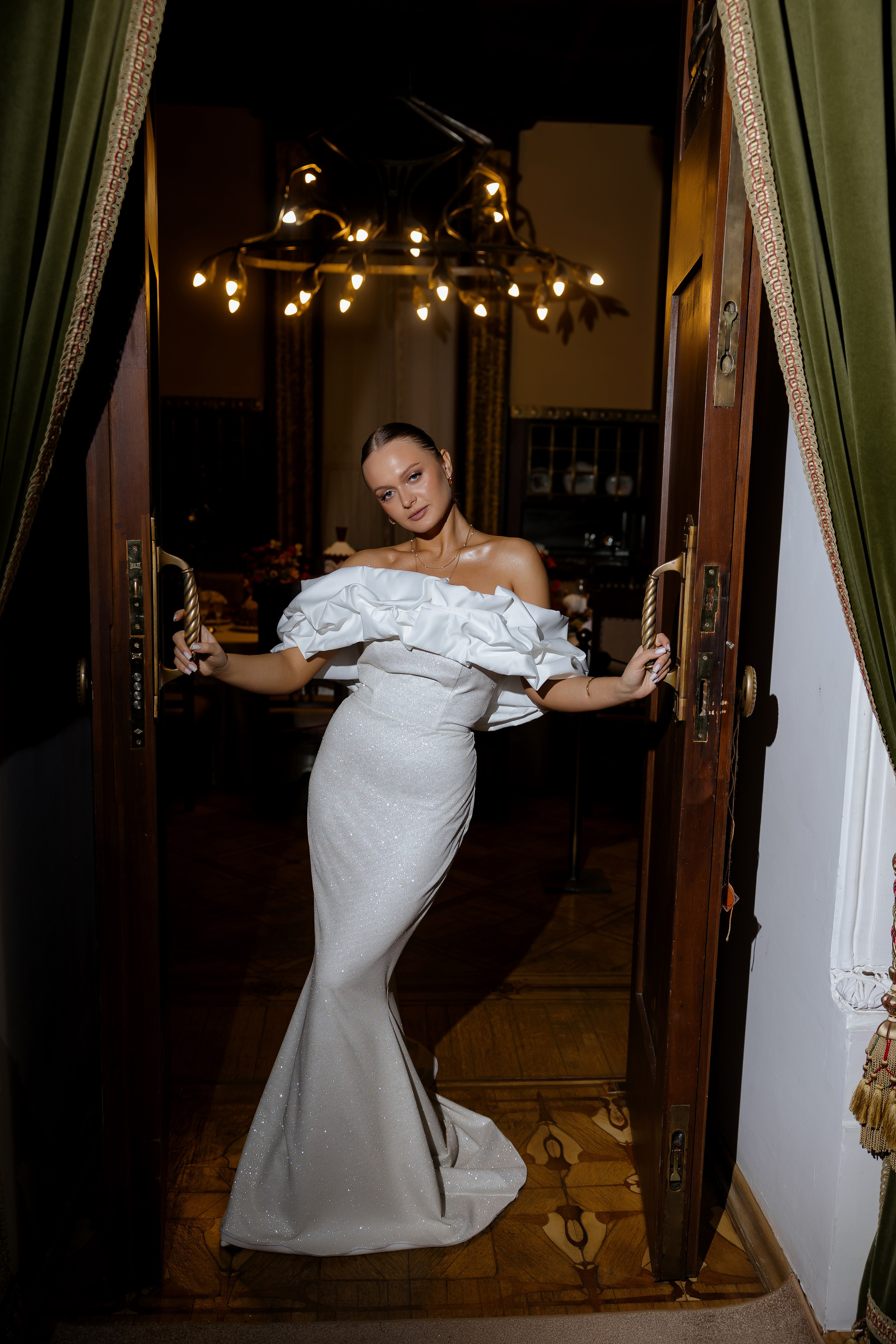 Свадебная фотосессия в доме Асеевых. Фотограф Сергей Ртищев в Москве и РФ