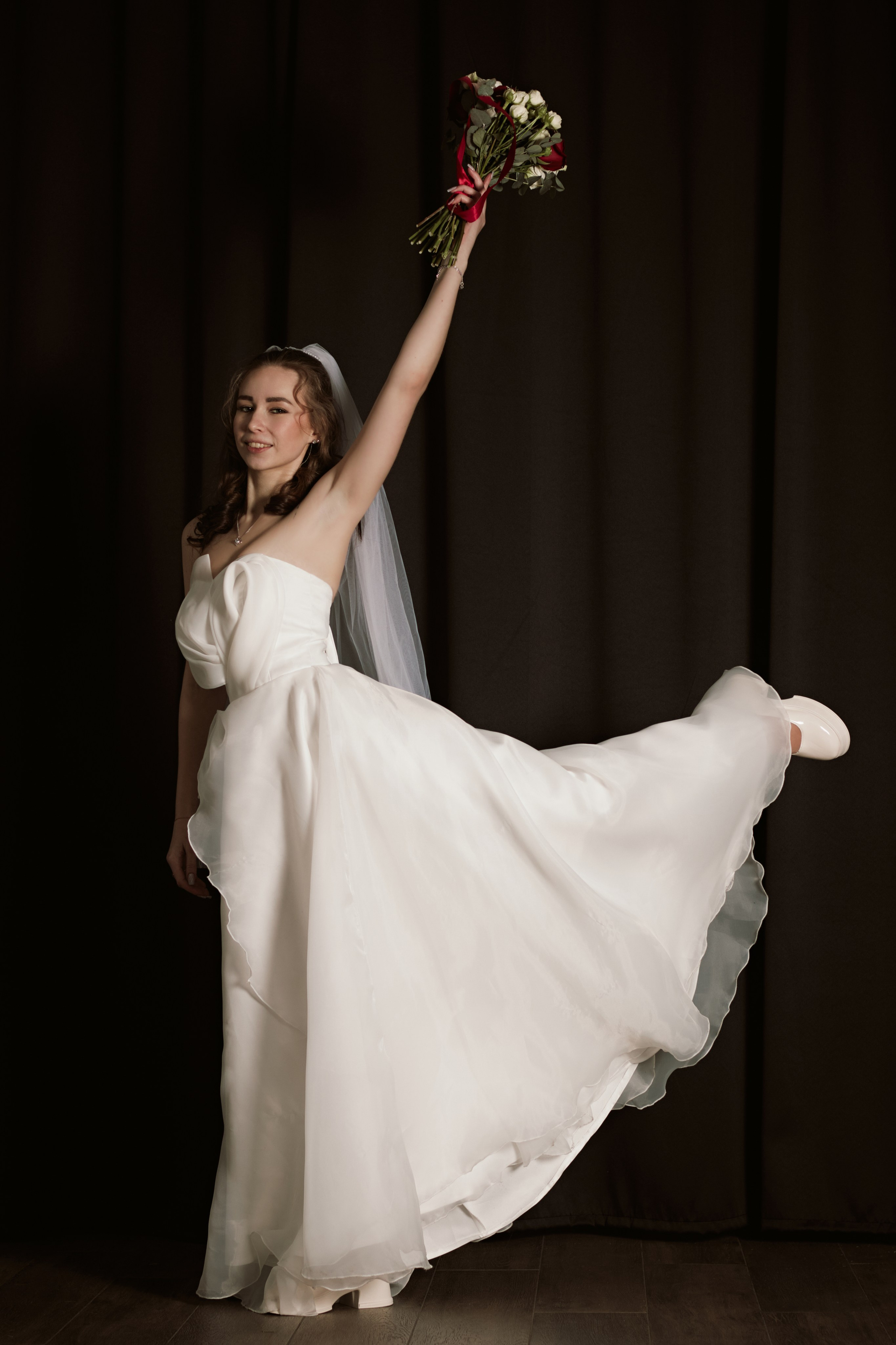 Студия + ЗАГС | Вероника & Иван. Фотограф Красноярск | Ховрин Иван | Свадьбы, Мероприятия, Фотосессии