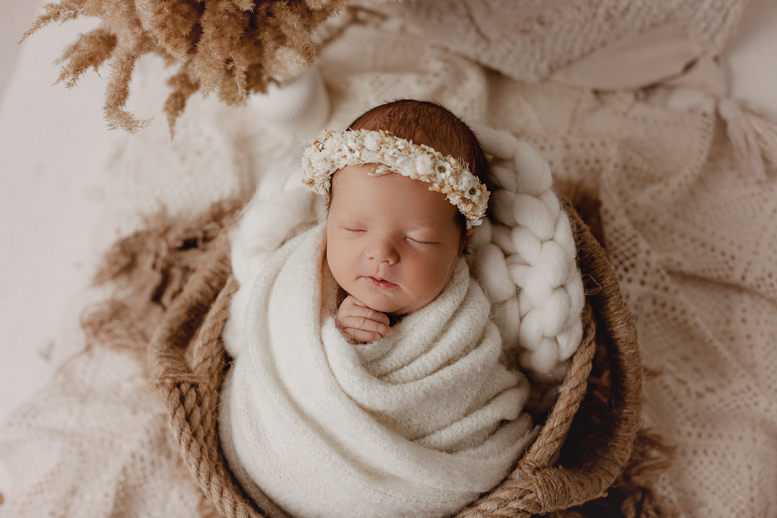 Новорожденные. Фотограф новорожденных в Уфе Инзиля Сулейманова