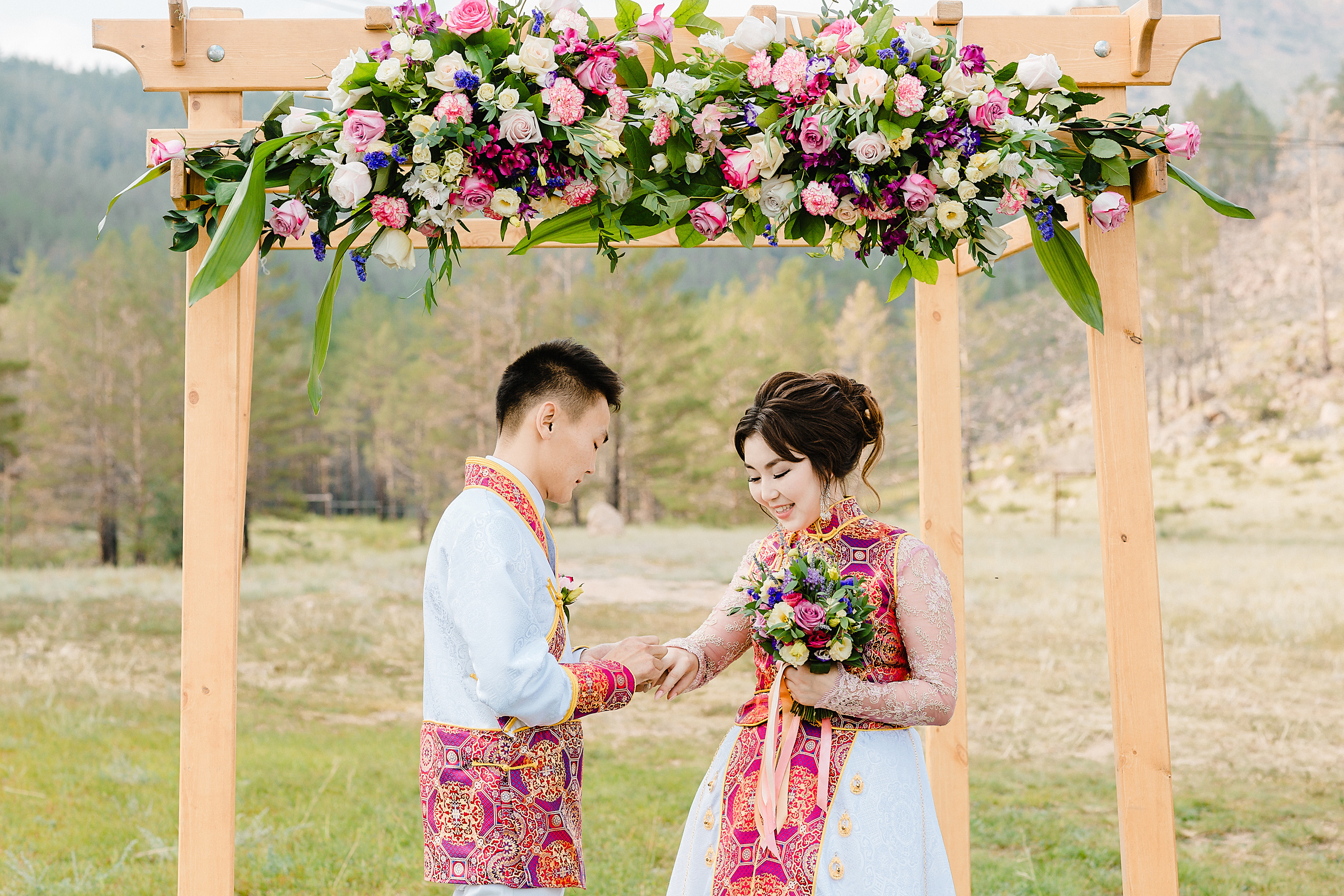 Тагар и Яна. Улан-Удэ. Фотограф и видеограф в Улан-Удэ: Аюна Габагуева и Артём Шаханов