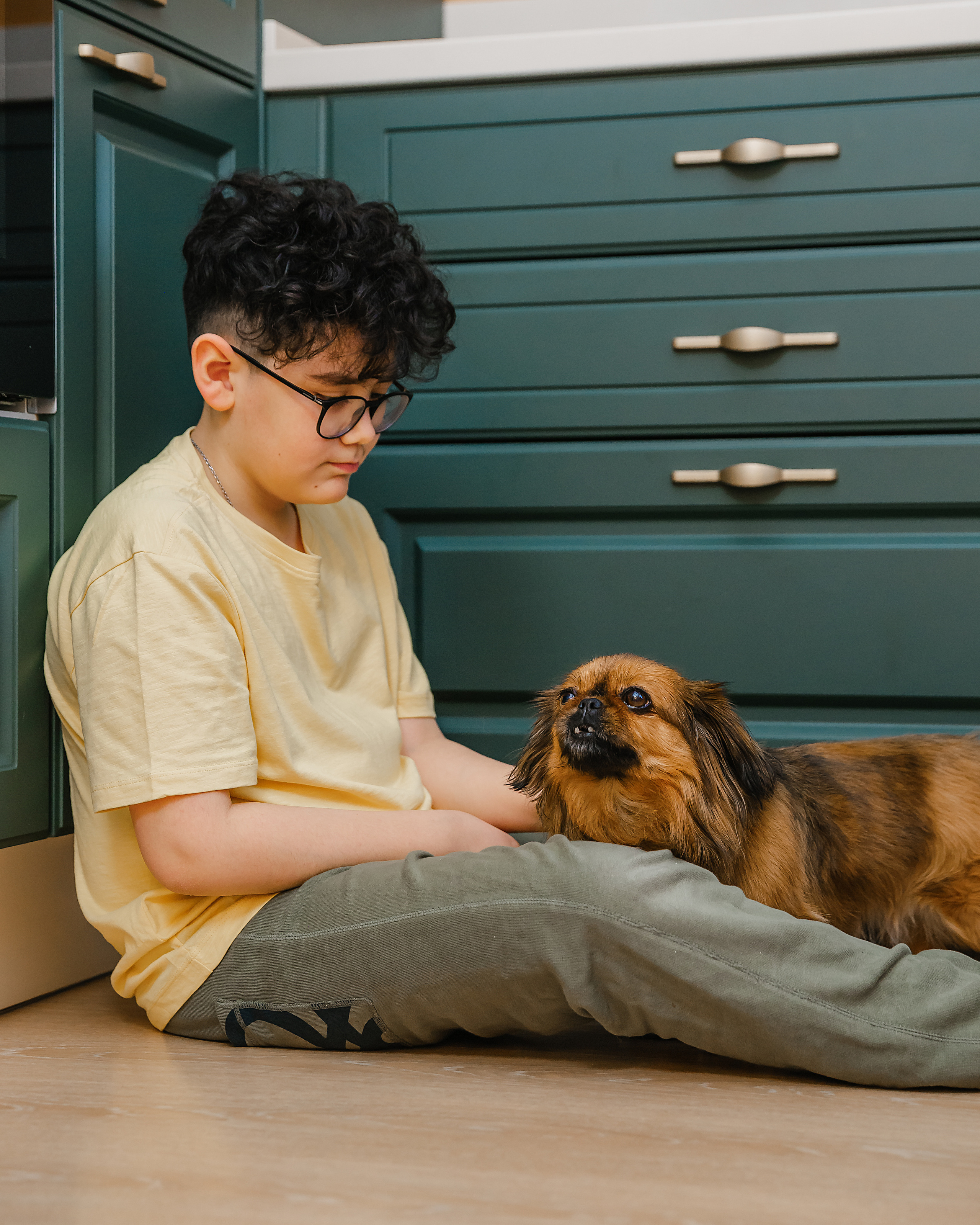 @real_mebel_uu и @umka03. Фотограф и видеограф в Улан-Удэ: Аюна Габагуева и Артём Шаханов