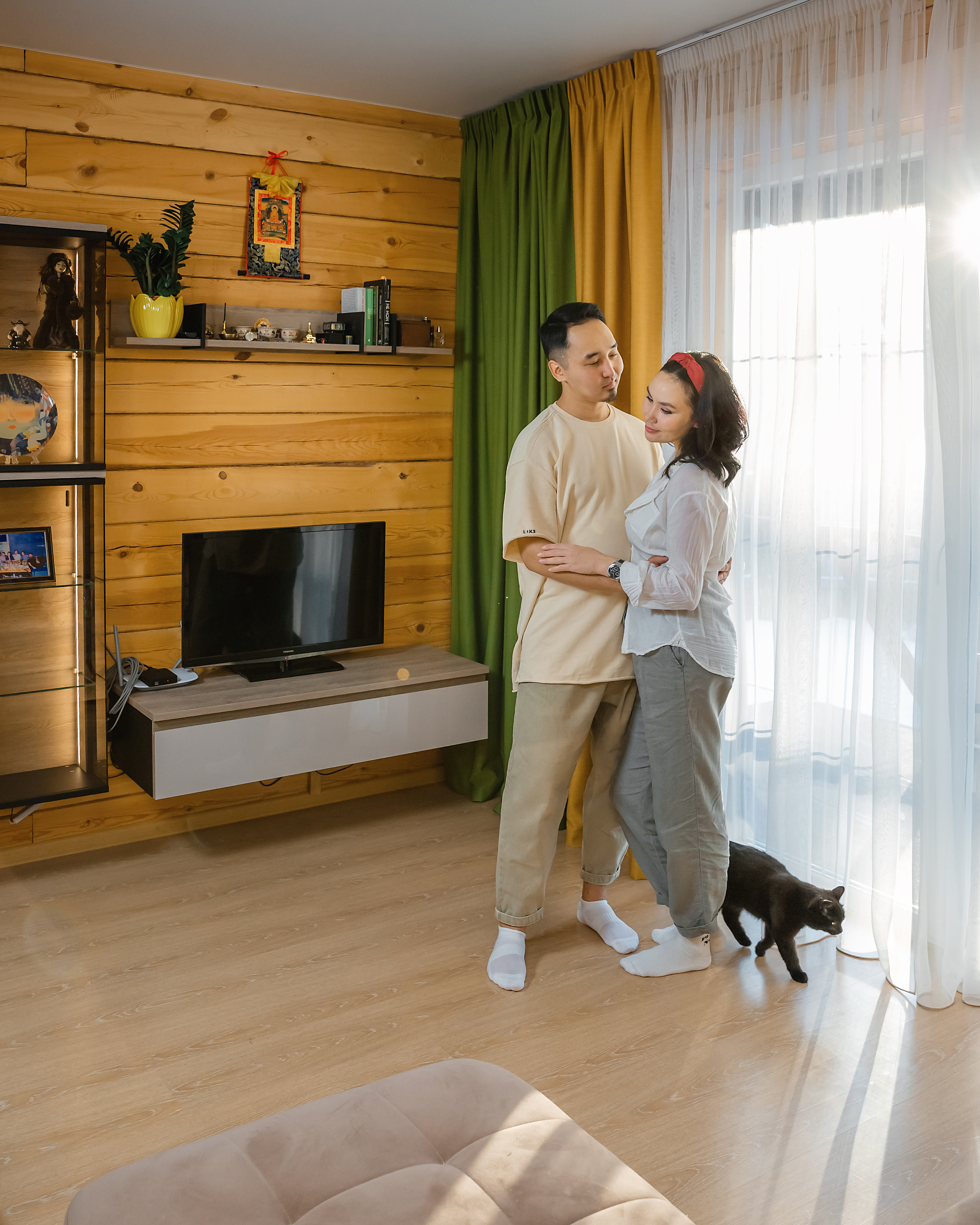 @real_mebel_uu и @umka03. Фотограф и видеограф в Улан-Удэ: Аюна Габагуева и Артём Шаханов