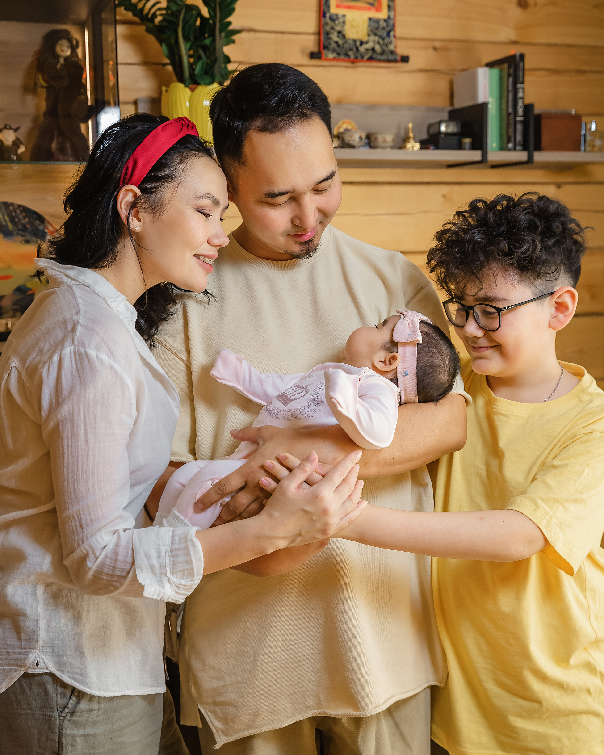 @real_mebel_uu и @umka03. Фотограф и видеограф в Улан-Удэ: Аюна Габагуева и Артём Шаханов