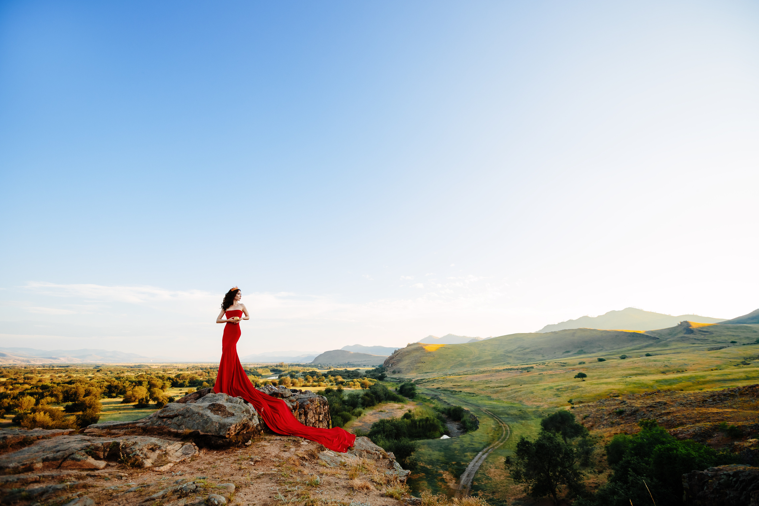 Сказочные истории. Фотограф и видеограф в Улан-Удэ: Аюна Габагуева и Артём Шаханов