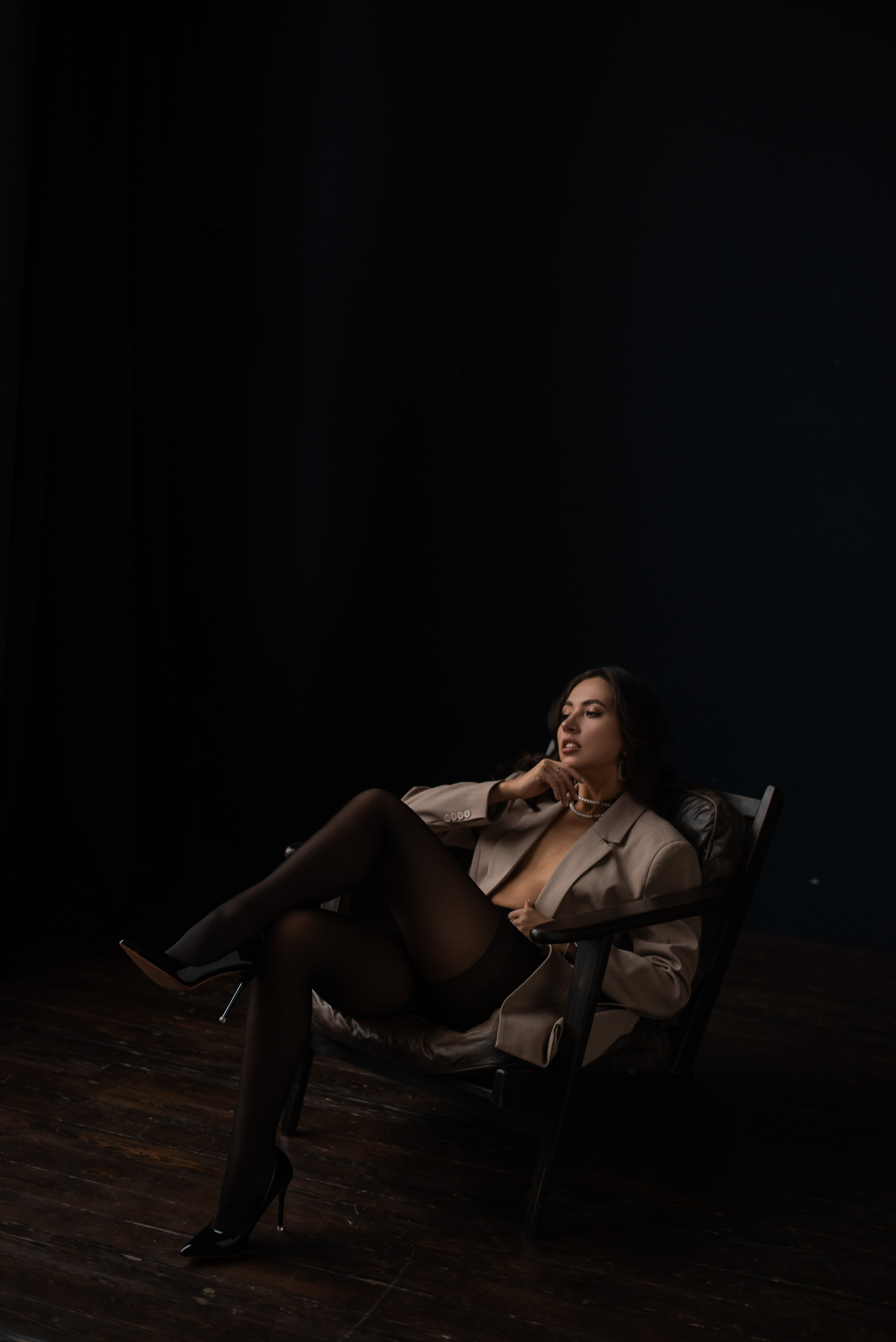 Dark. Контент фотограф в Москве Лихачева Ксения