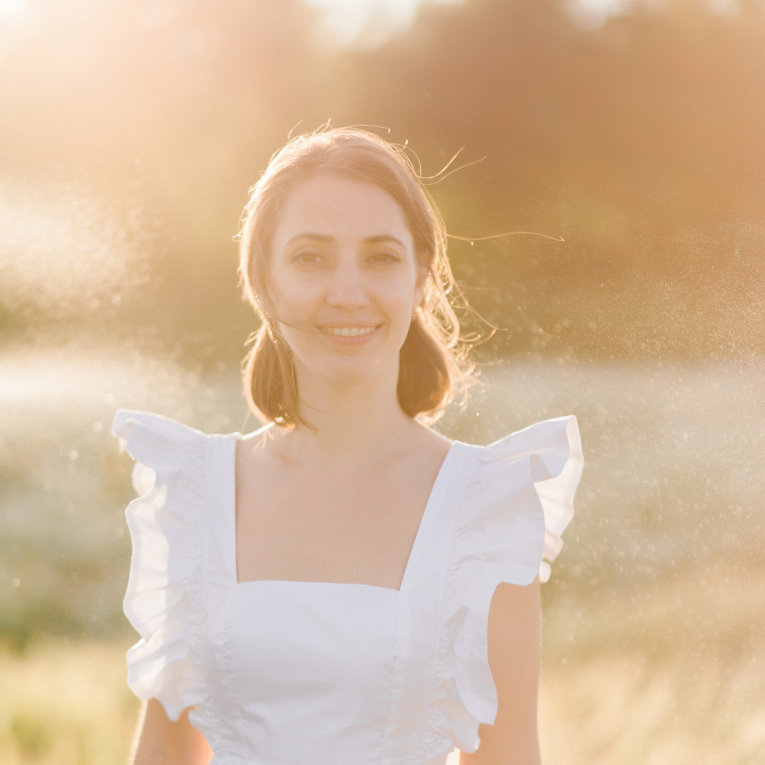 Фотосессия в поле. Лена Крутова. Фотограф в Москве