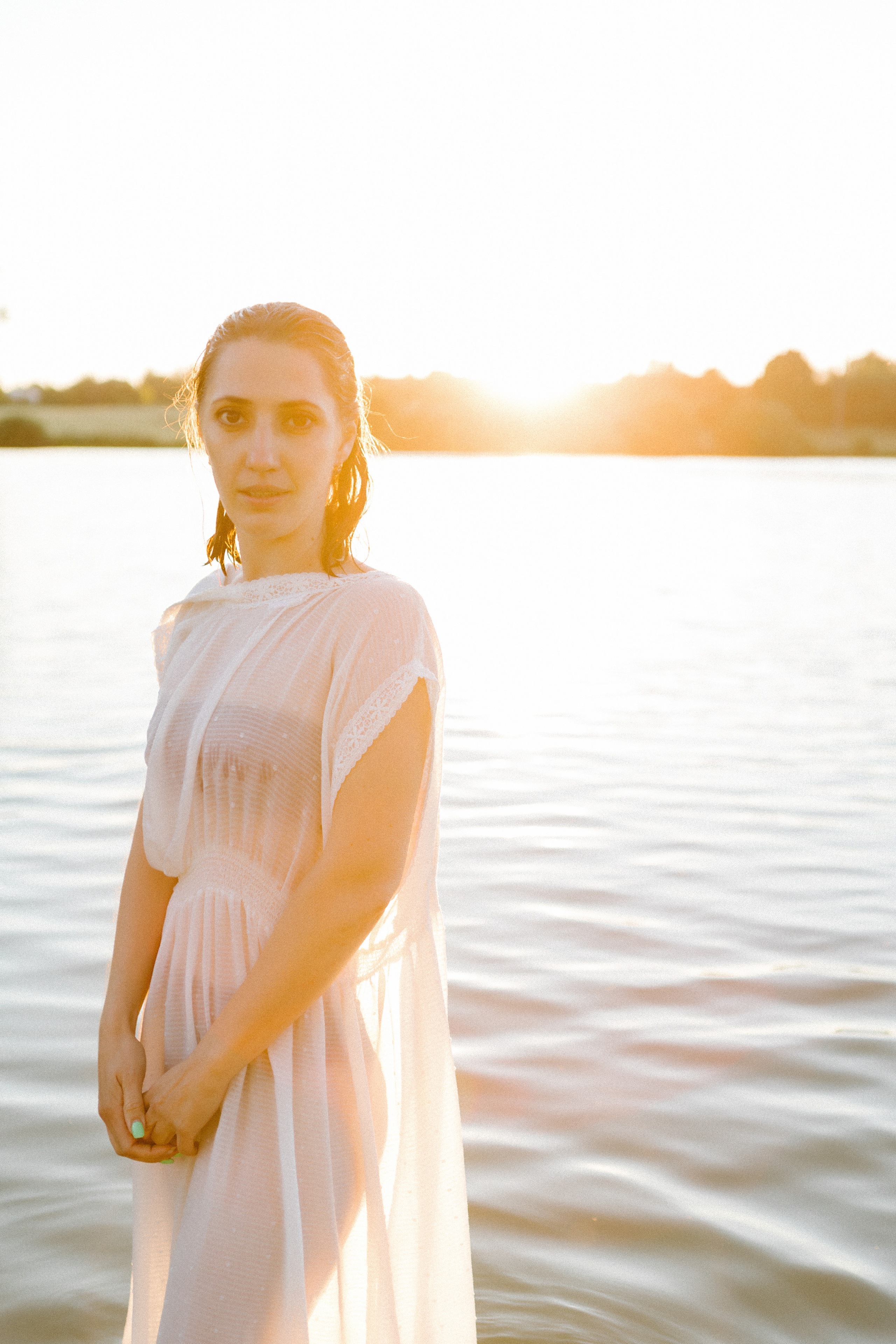 Фотосессия в поле. Лена Крутова. Фотограф в Москве