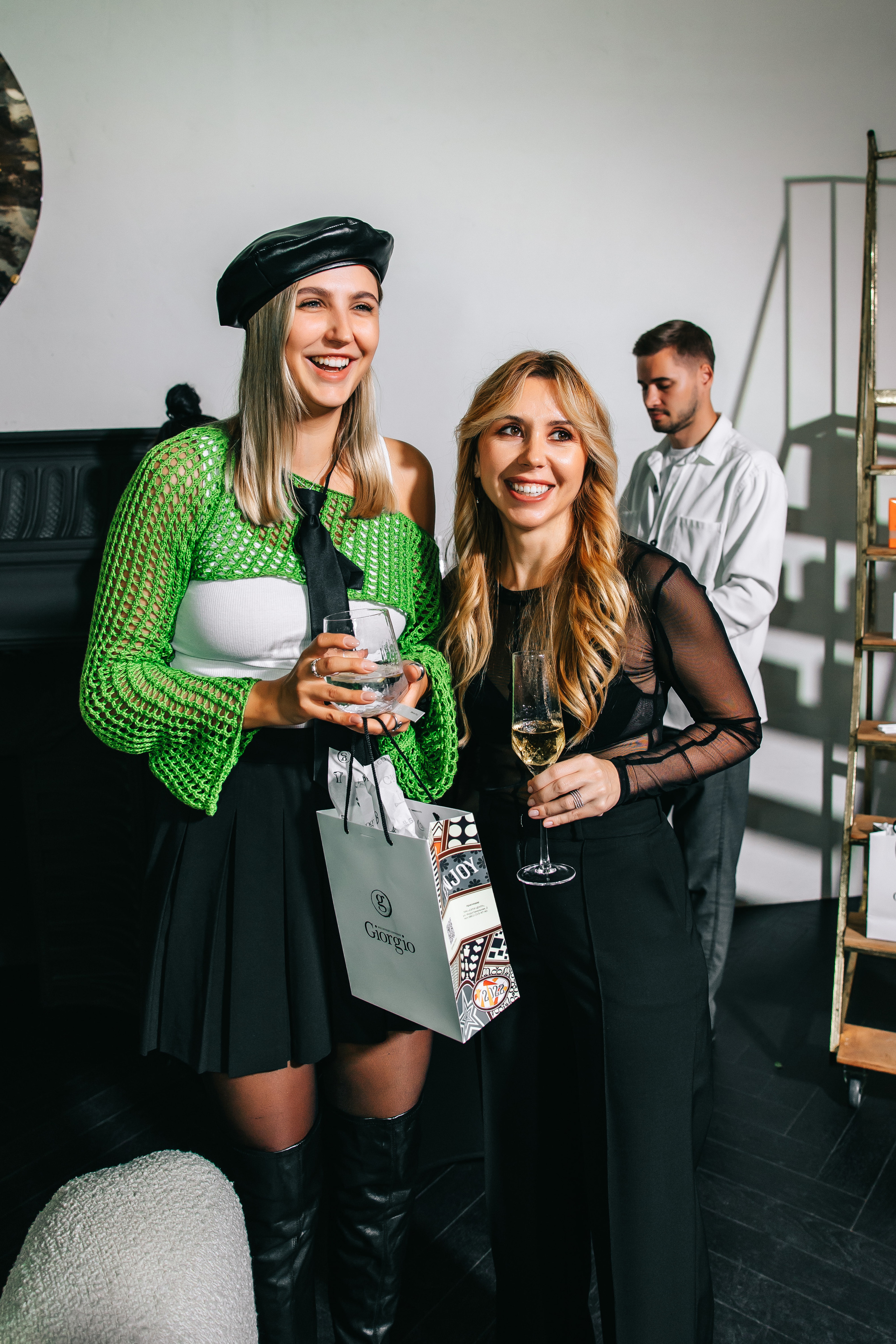 Показ Эпл Даймонт. Свадебный и семейный фотограф в Краснодар, Россия