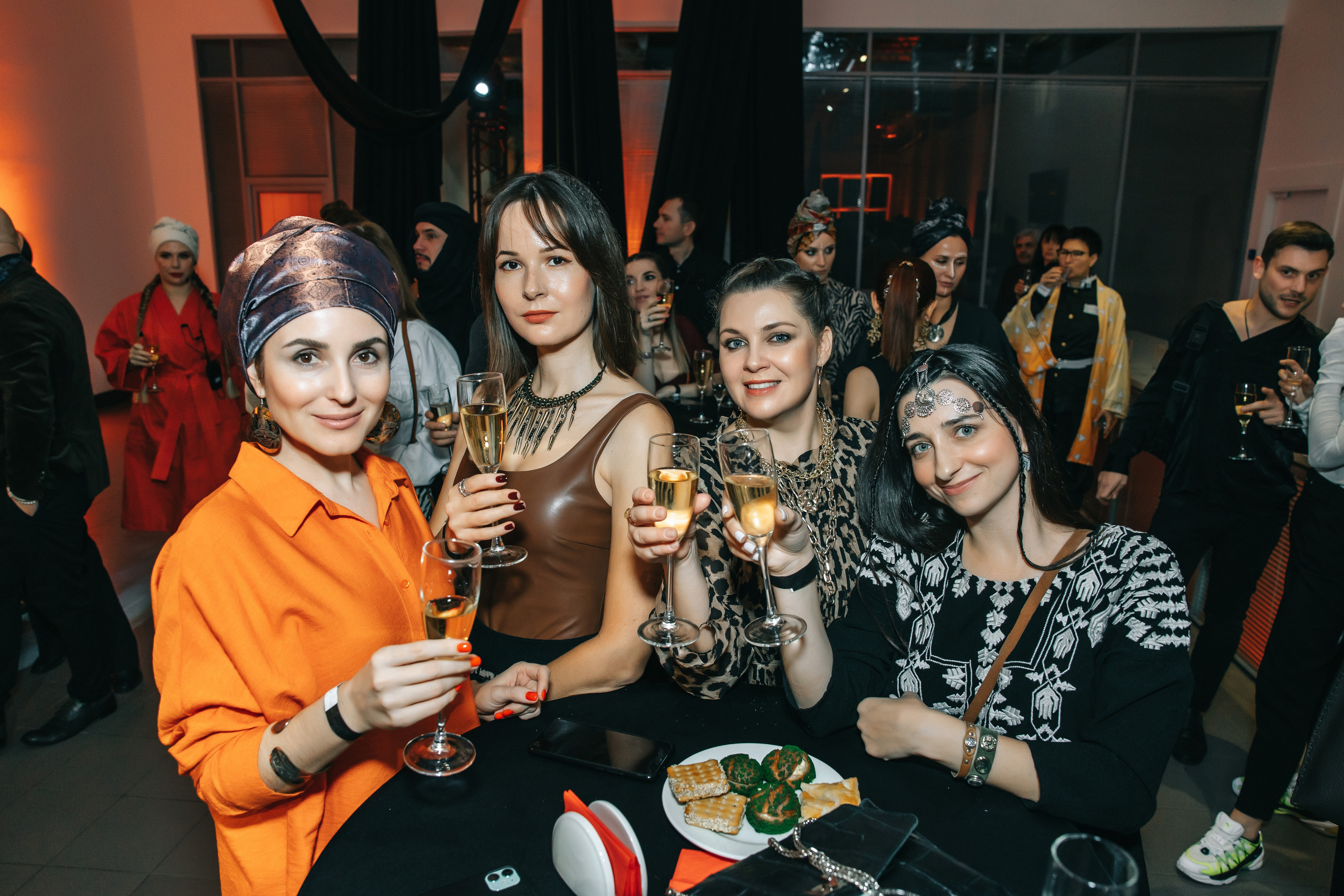 Племя NOOSA. Свадебный и семейный фотограф в Краснодар, Россия