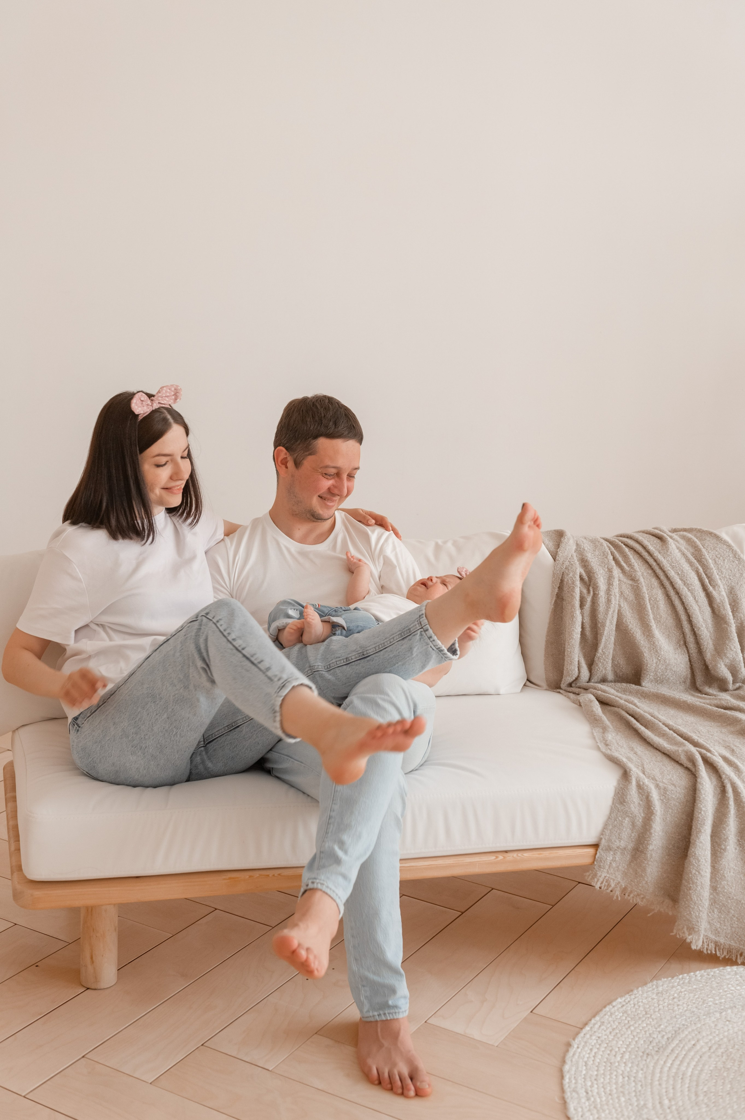 Яна Фарид и Аделина. Семейный и женский фотограф, контент фотосессия в Екатеринбурге