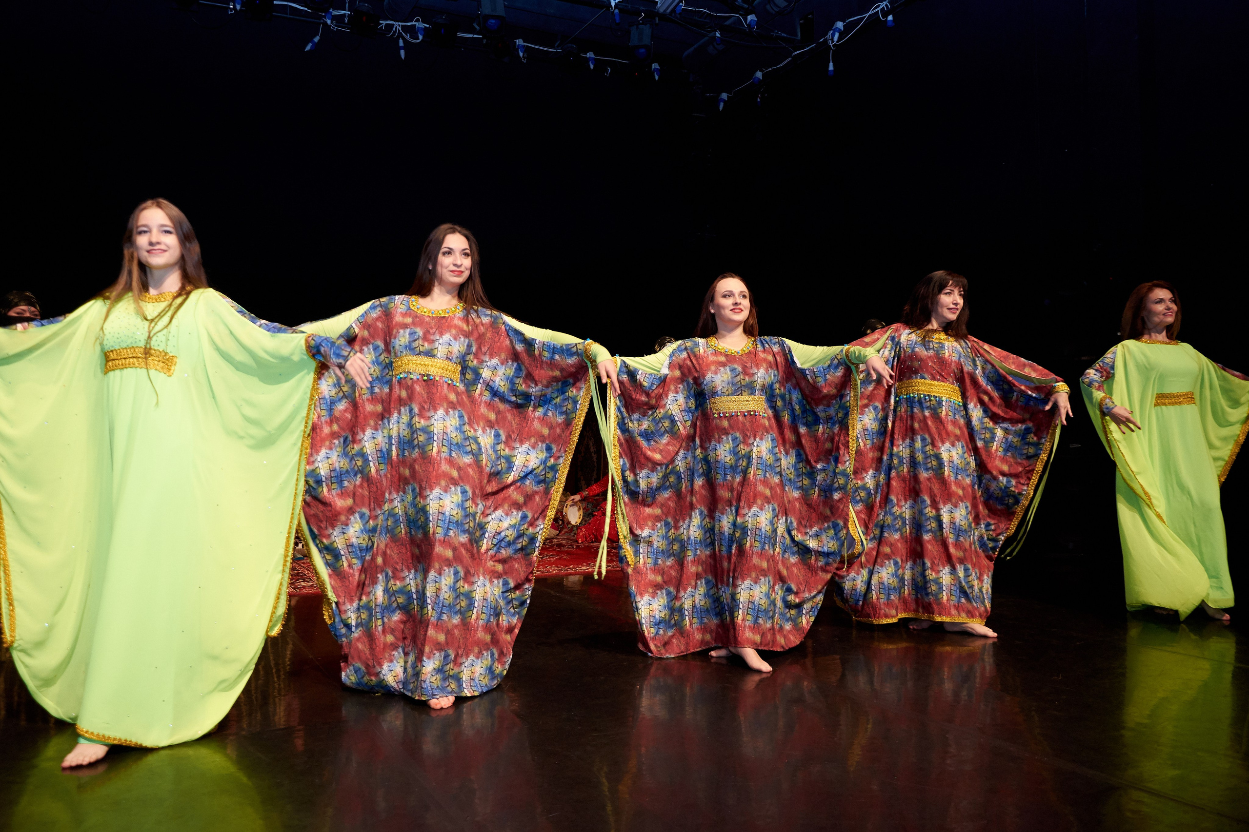 Город танцующего народа. Ольга Чёкотова (Фотограф Кострома)