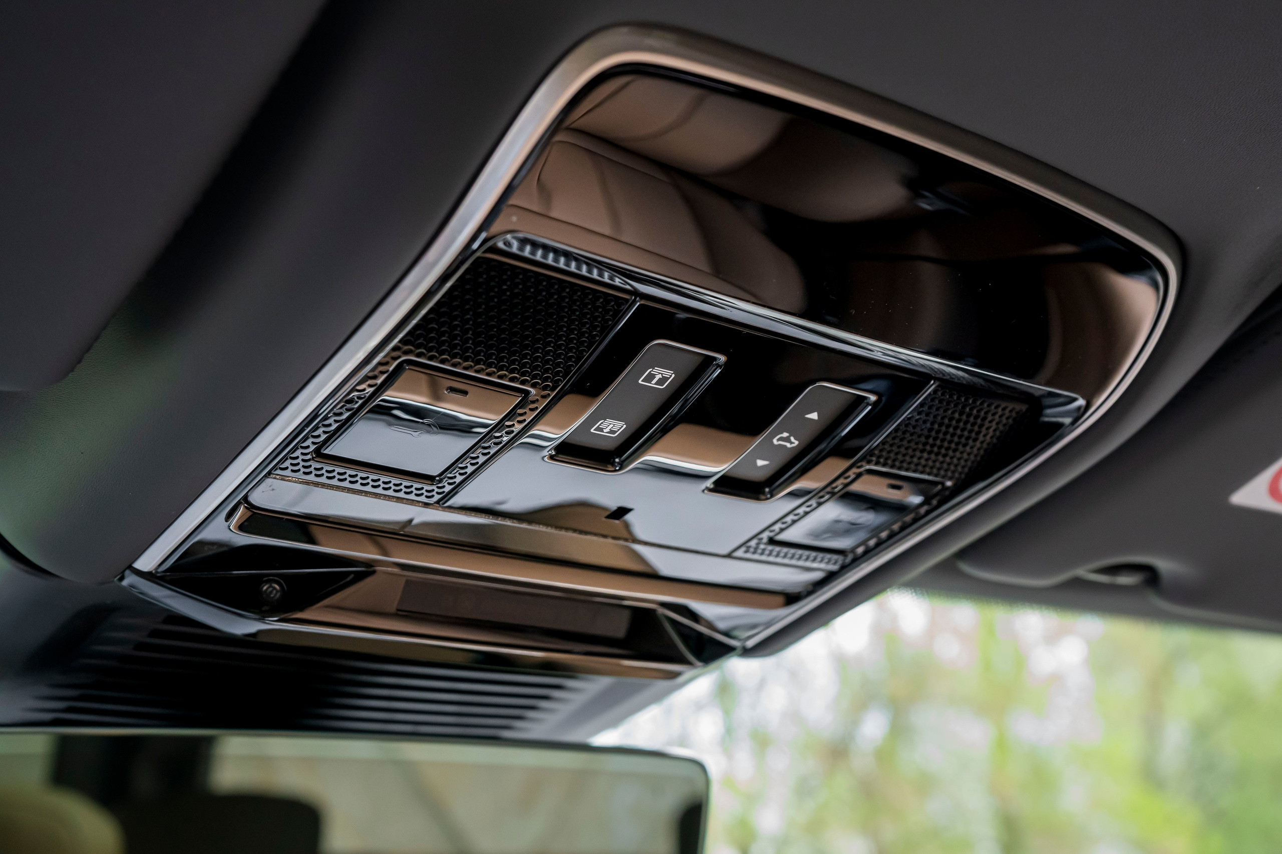 Range Rover P530