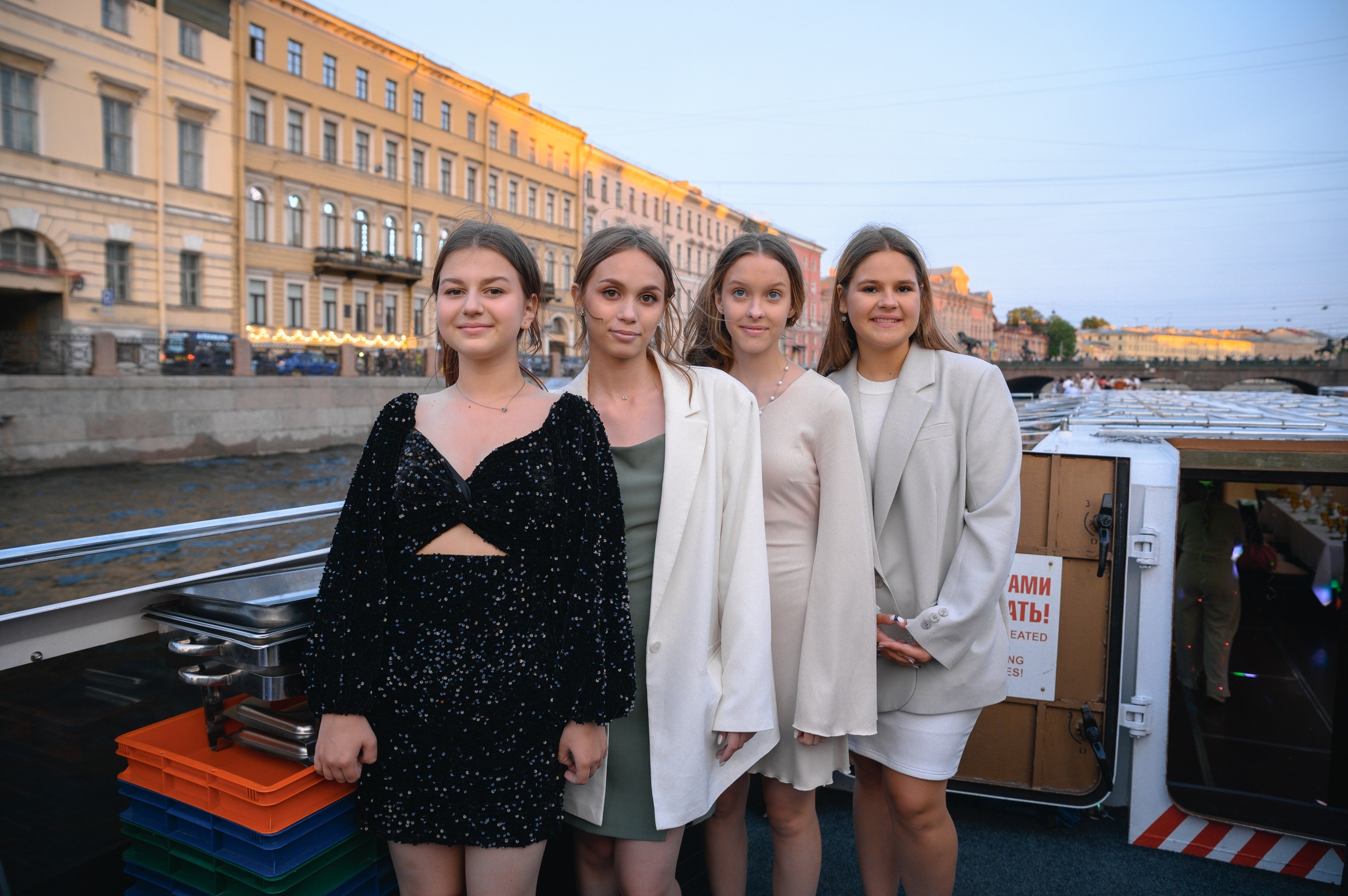 Школа 219. Выпускной 9А. Ваш свадебный и репортажный фотограф в Санкт-Петербурге Вячеслав Ивахненко