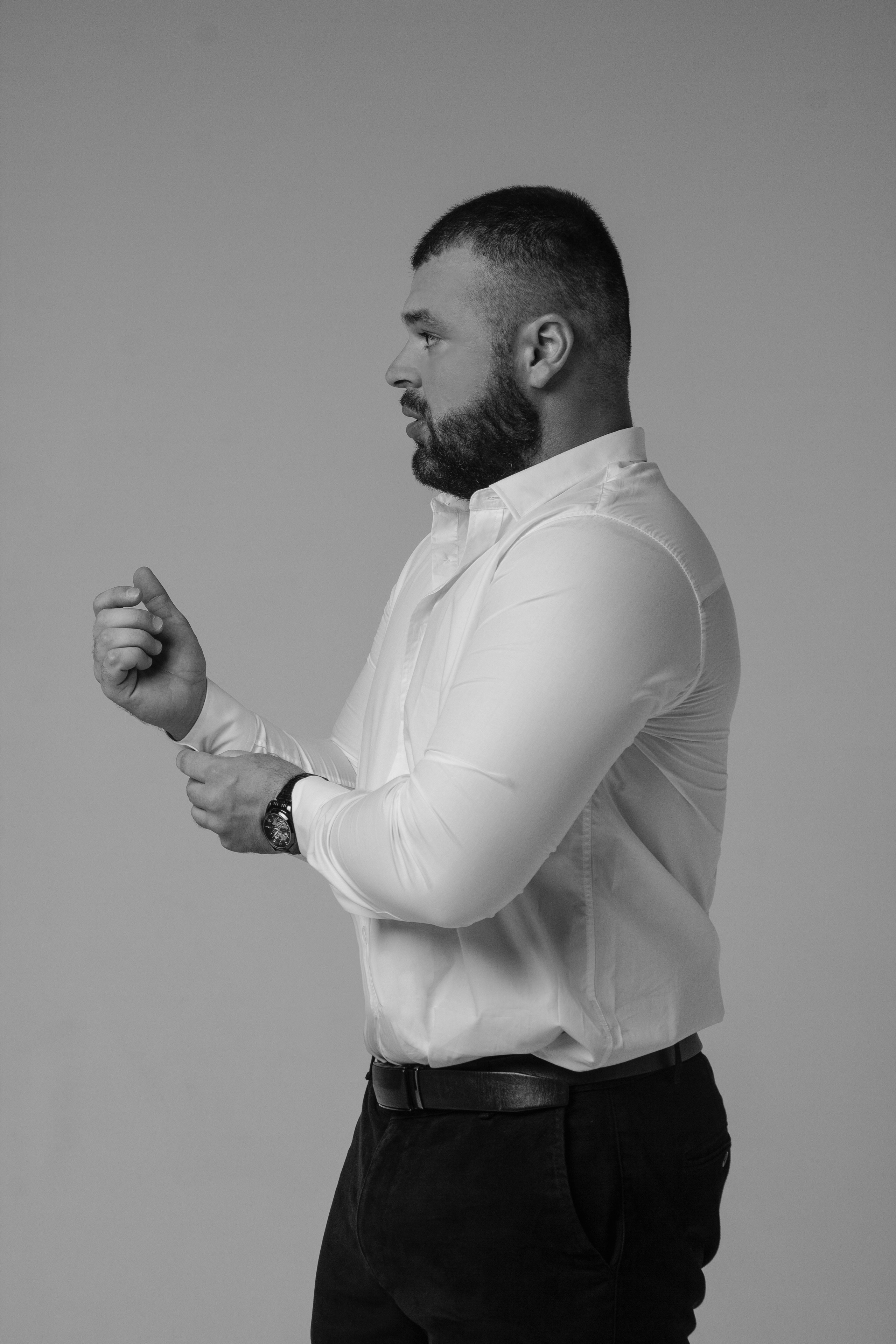 Мужская студийная съёмка