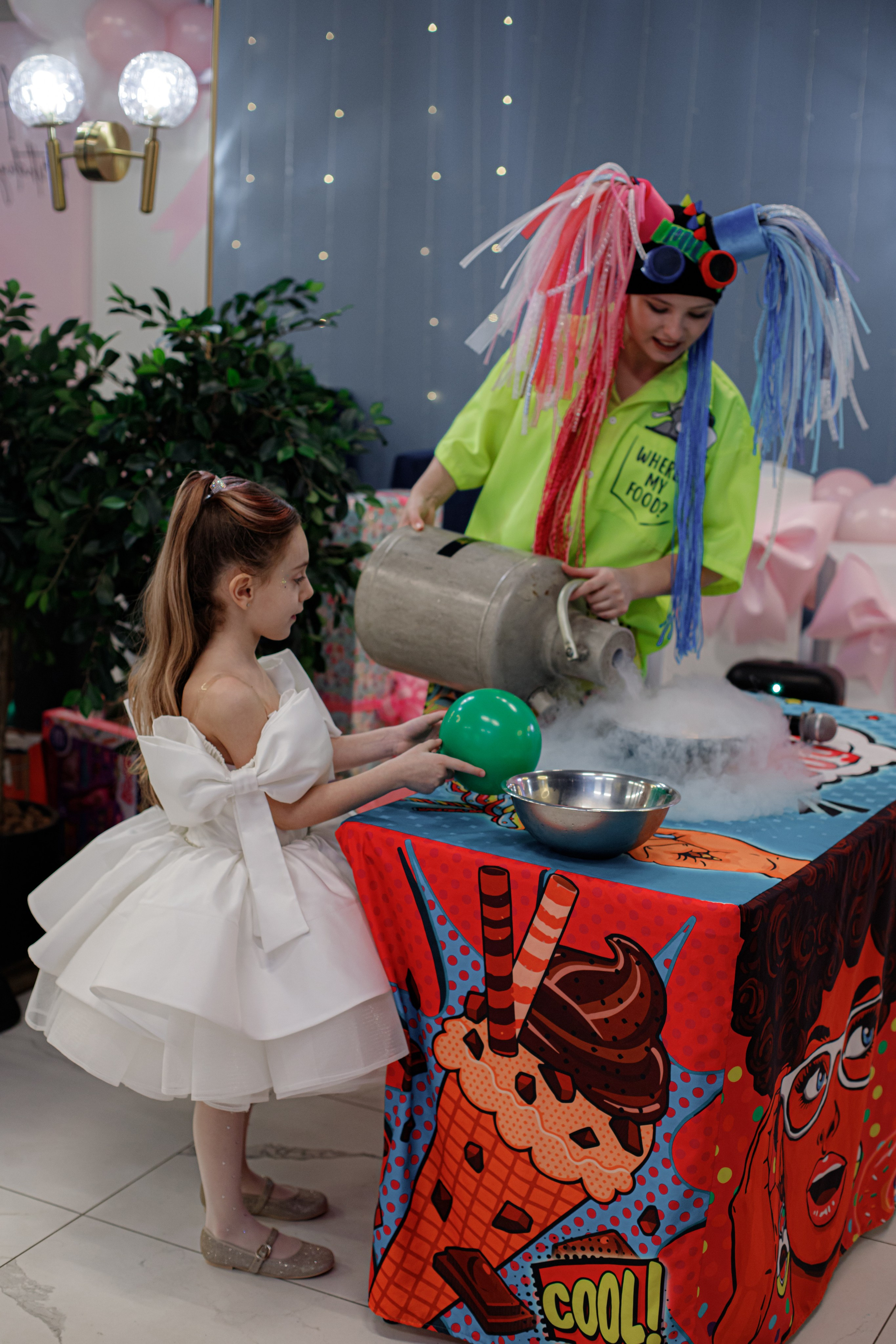 ASIA'S BIRTHDAY PARTY. Photokarish