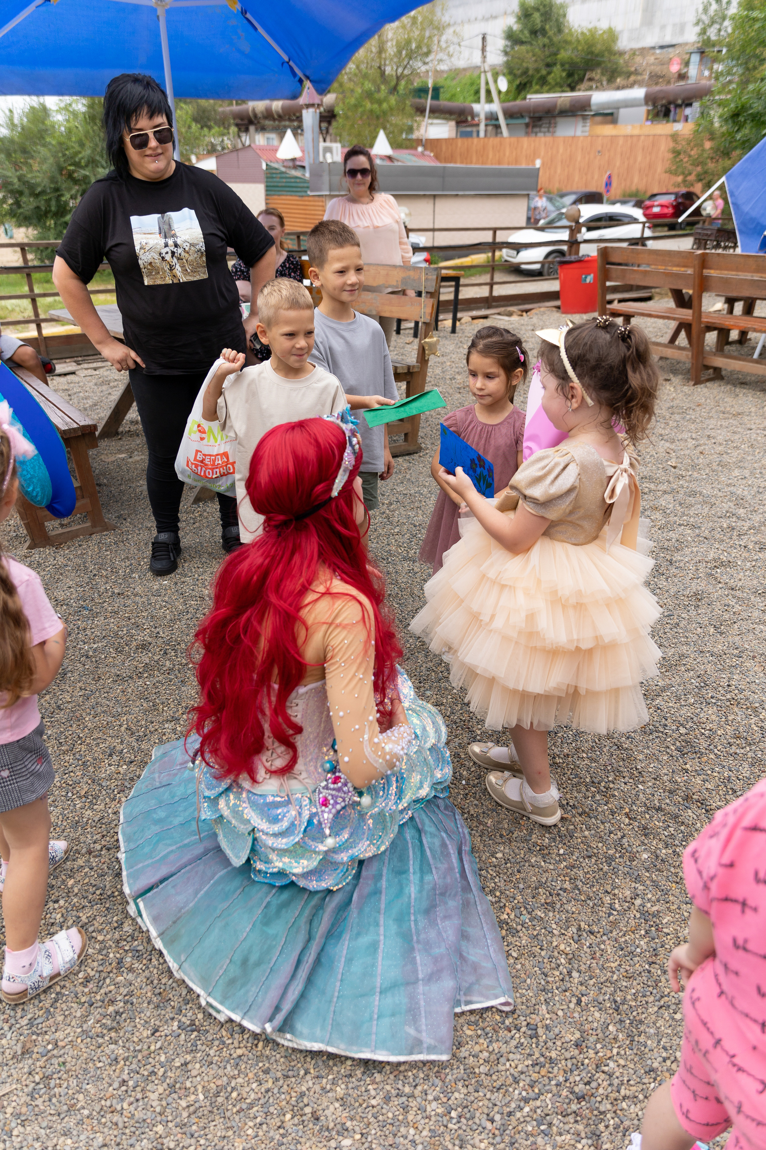 День рождение в беседках Облака. Выпускные альбомы во Владивостоке