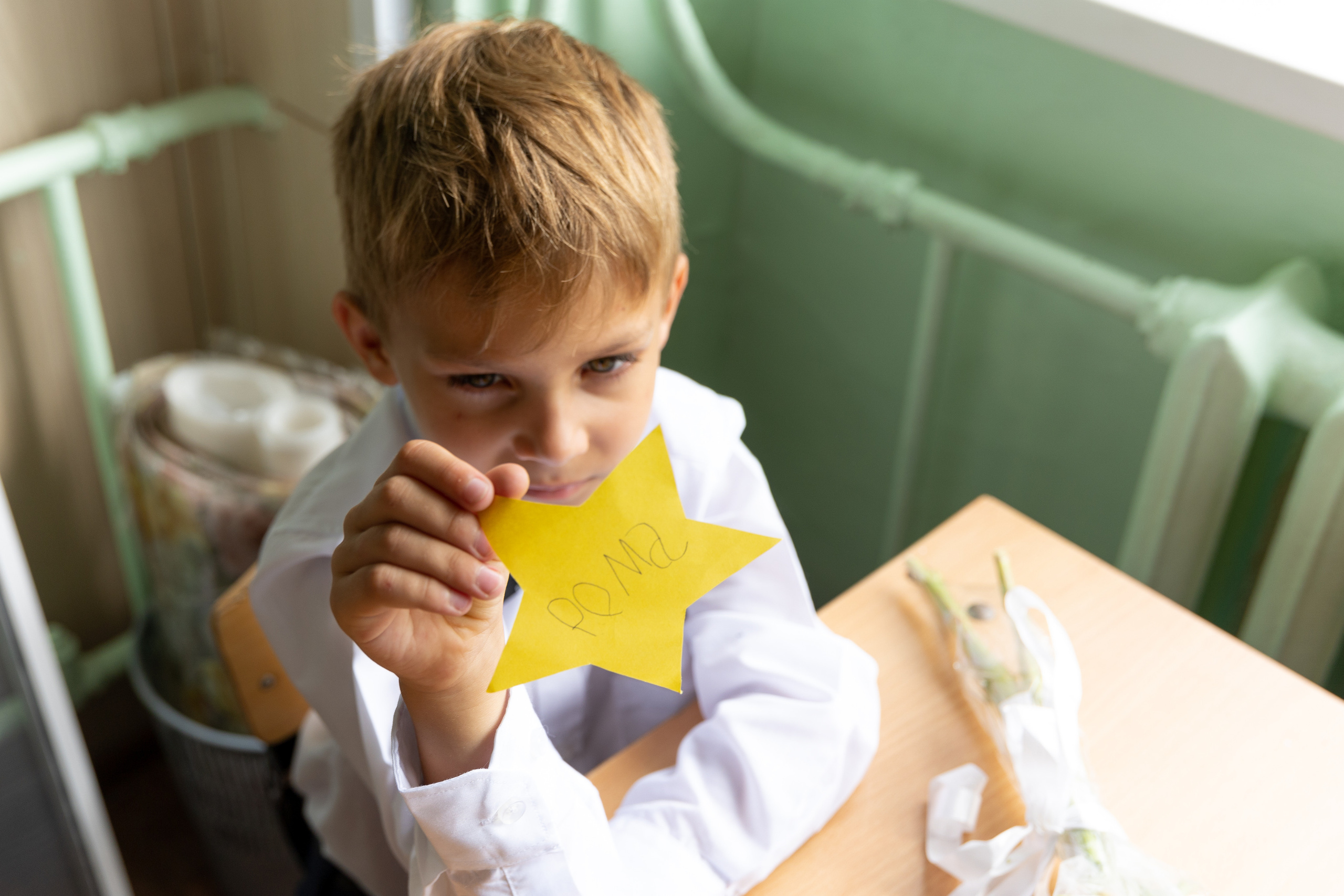  Портрет школьника для Выпускного Альбома, Владивосток, Идея для групповой фотографии, групповой снимок. школьная, фотосессия, выпускной, альбом, владивосток, приморский, край, современные, выпускные, альбомы, дальний, восток, портрет, школа, фотосессия, девушка, парень, ученик, школьник, фотограф, линейка, 1 сентября, 1 класс