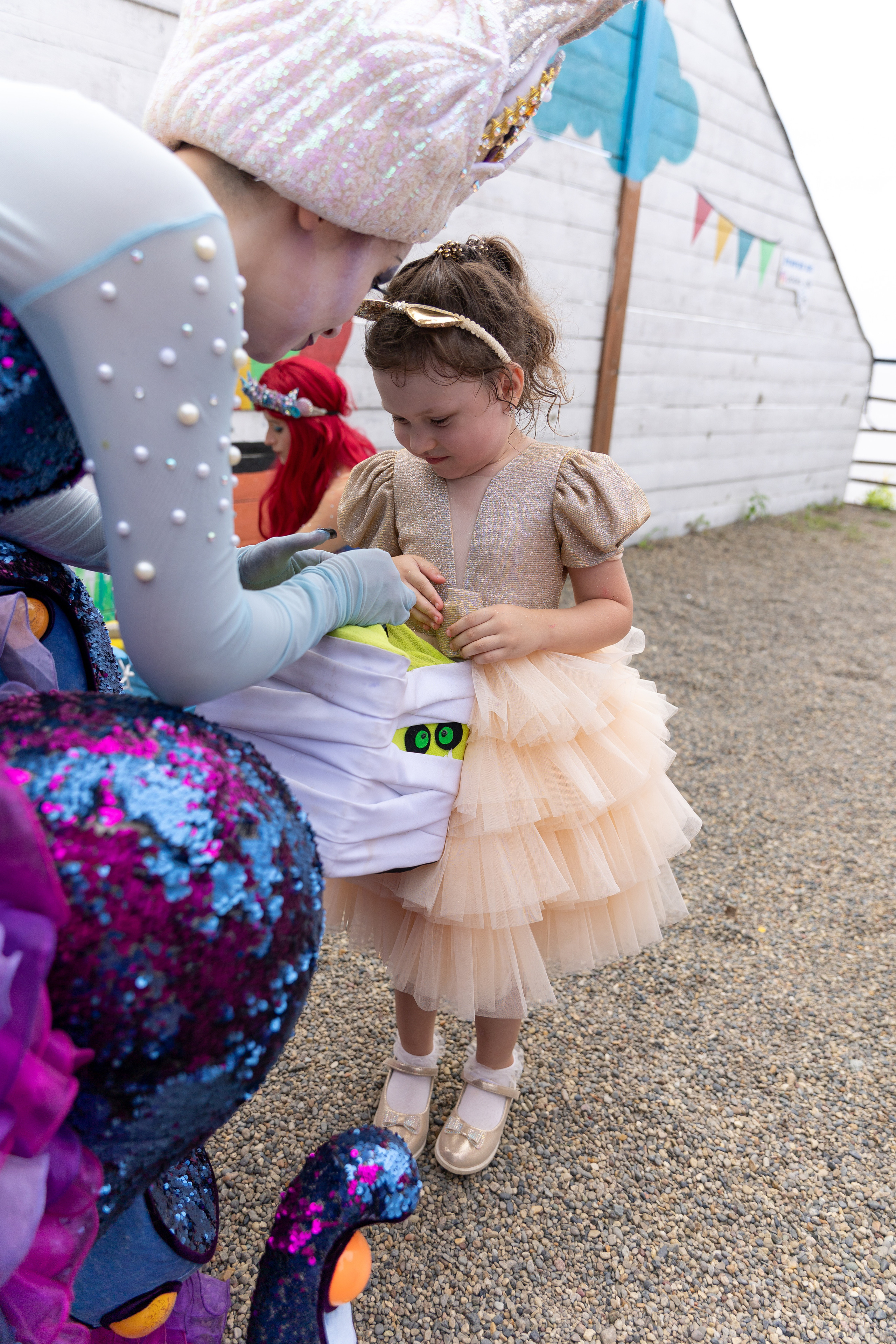 День рождение в беседках Облака. Выпускные альбомы во Владивостоке