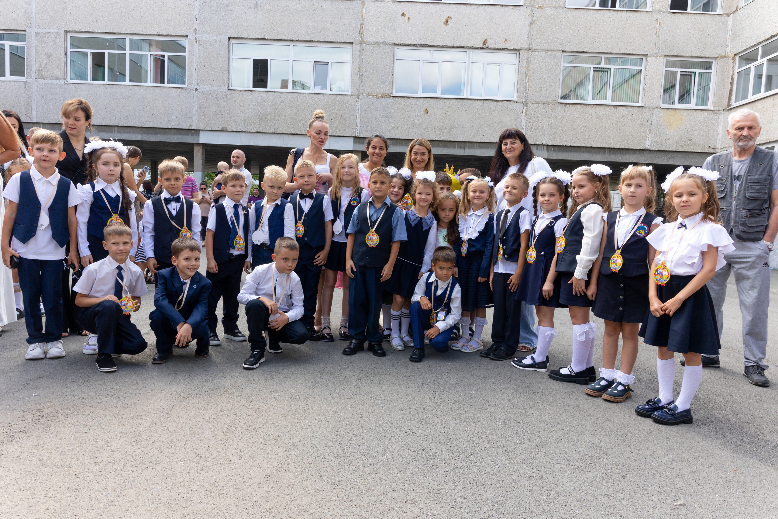  Портрет школьника для Выпускного Альбома, Владивосток, Идея для групповой фотографии, групповой снимок. школьная, фотосессия, выпускной, альбом, владивосток, приморский, край, современные, выпускные, альбомы, дальний, восток, портрет, школа, фотосессия, девушка, парень, ученик, школьник, фотограф, линейка, 1 сентября, 1 класс