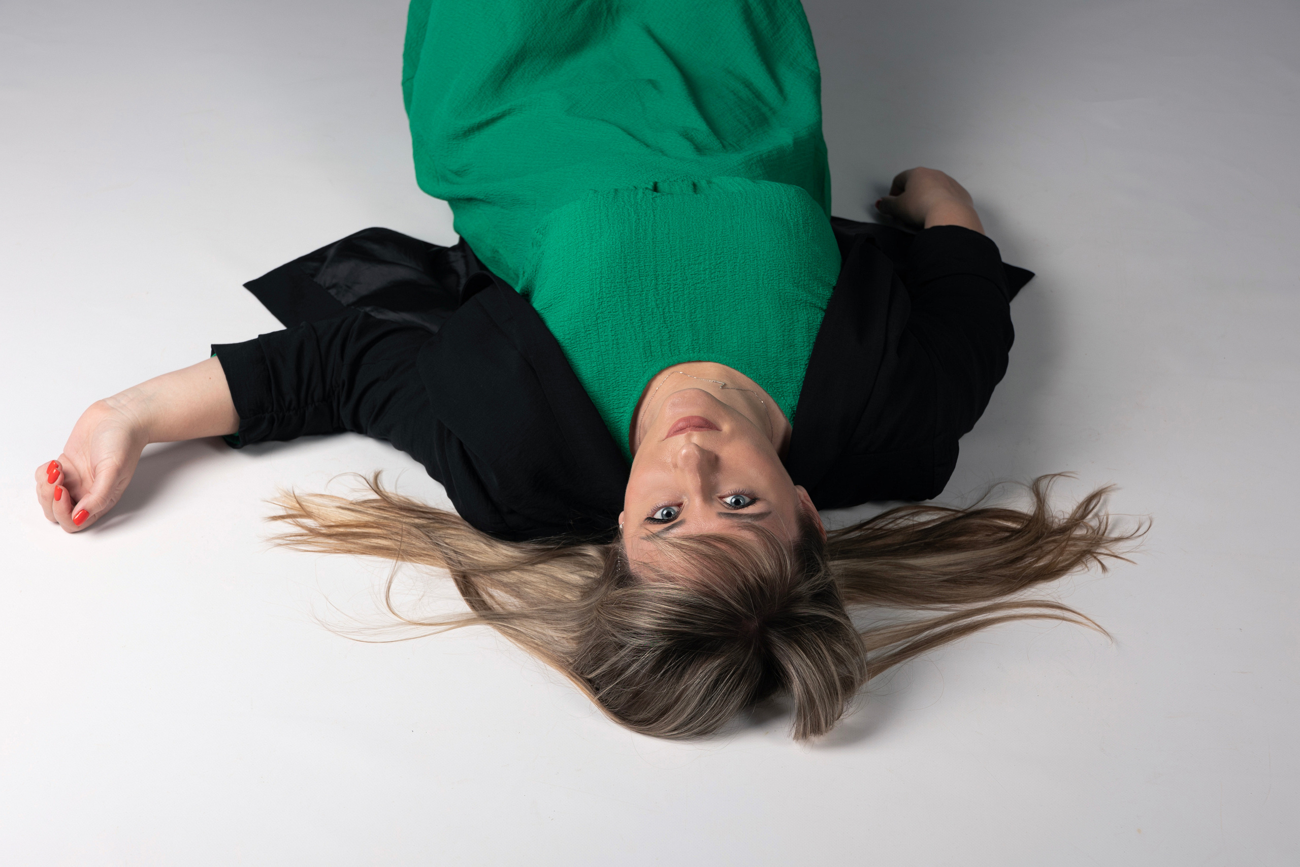 Контент съемка в фотостудии Don't Sleep Studio. Выпускные альбомы во Владивостоке