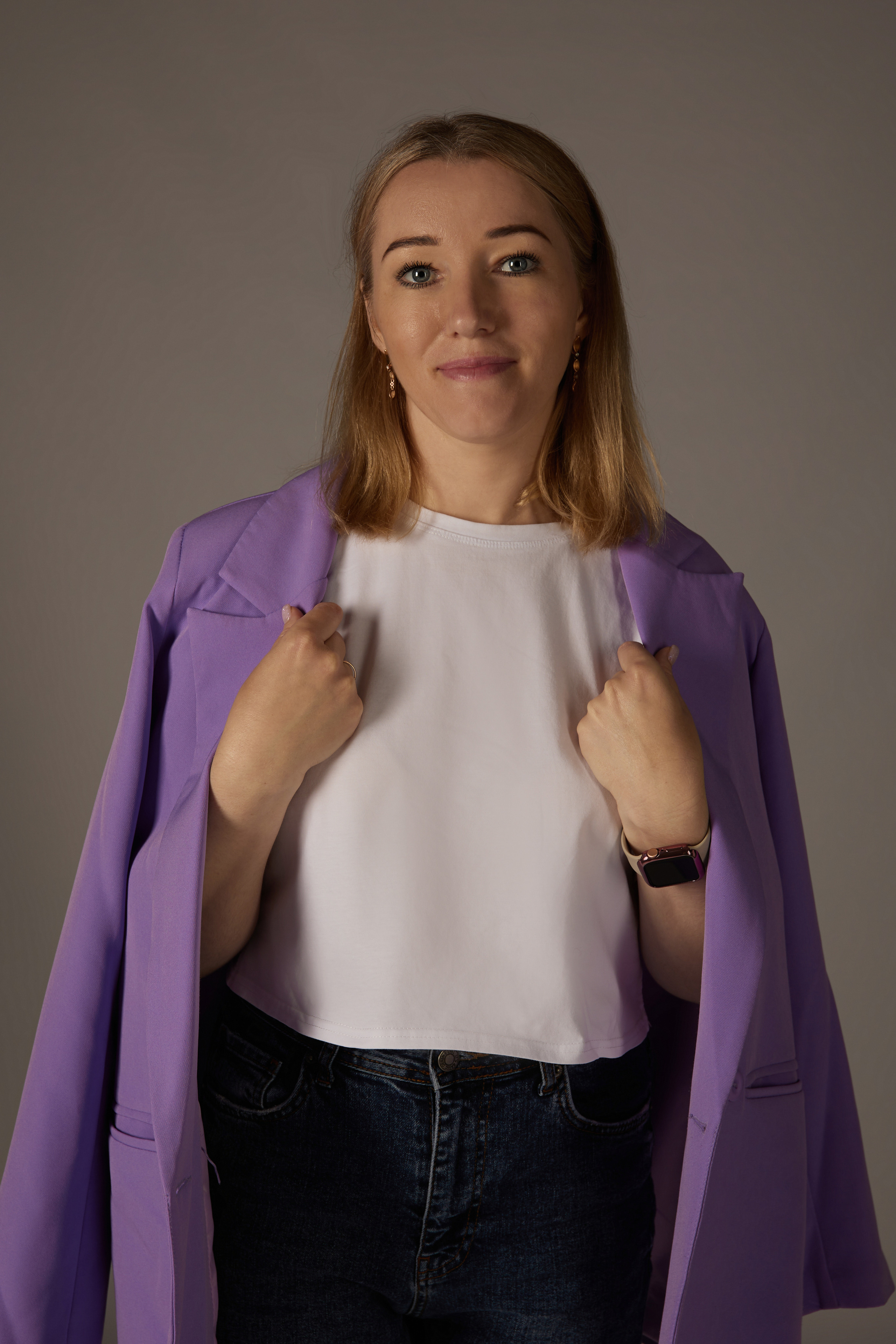 Индивидуальная съемка в фотостудии Don't Sleep Studio. Выпускные альбомы во Владивостоке