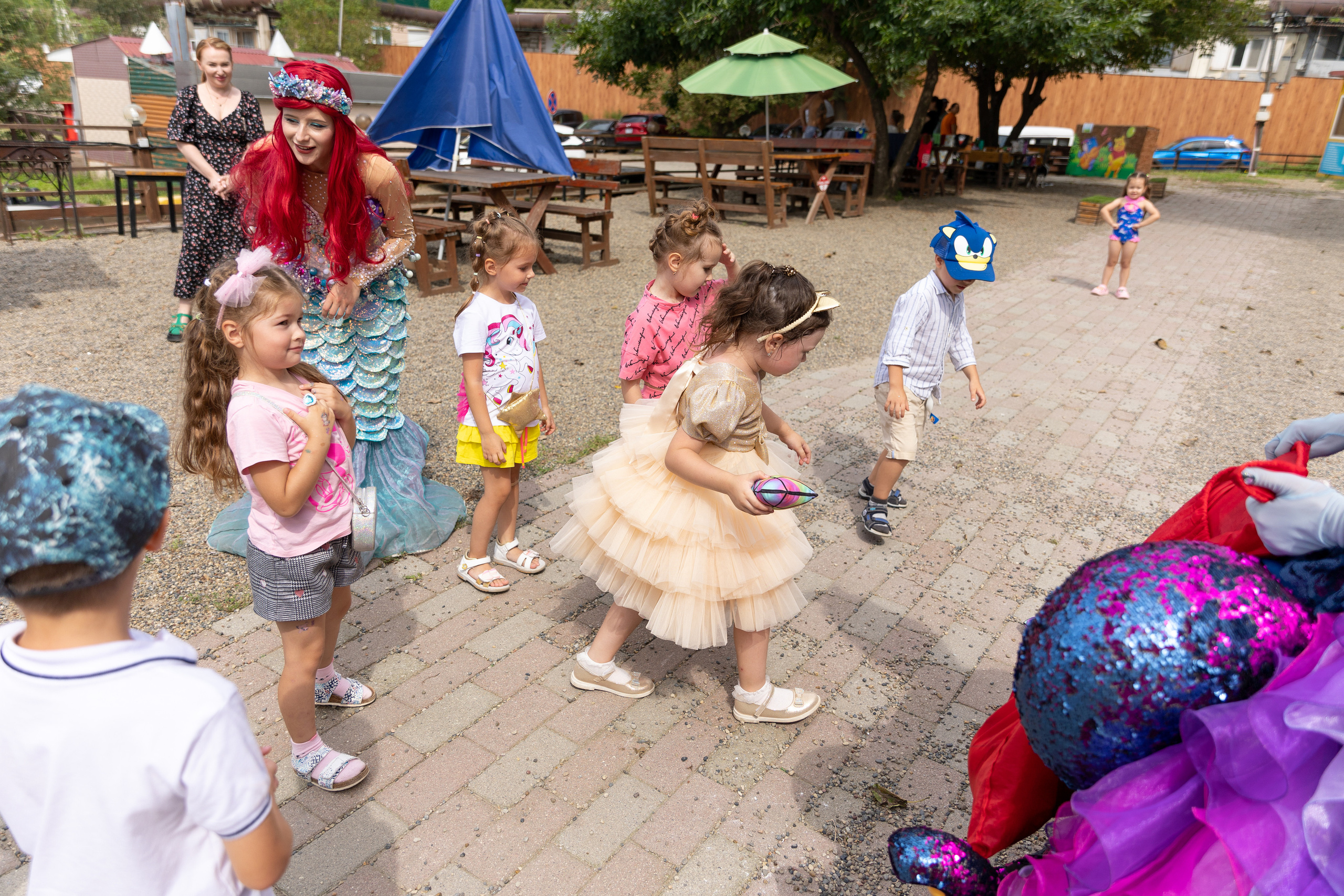День рождение в беседках Облака. Выпускные альбомы во Владивостоке